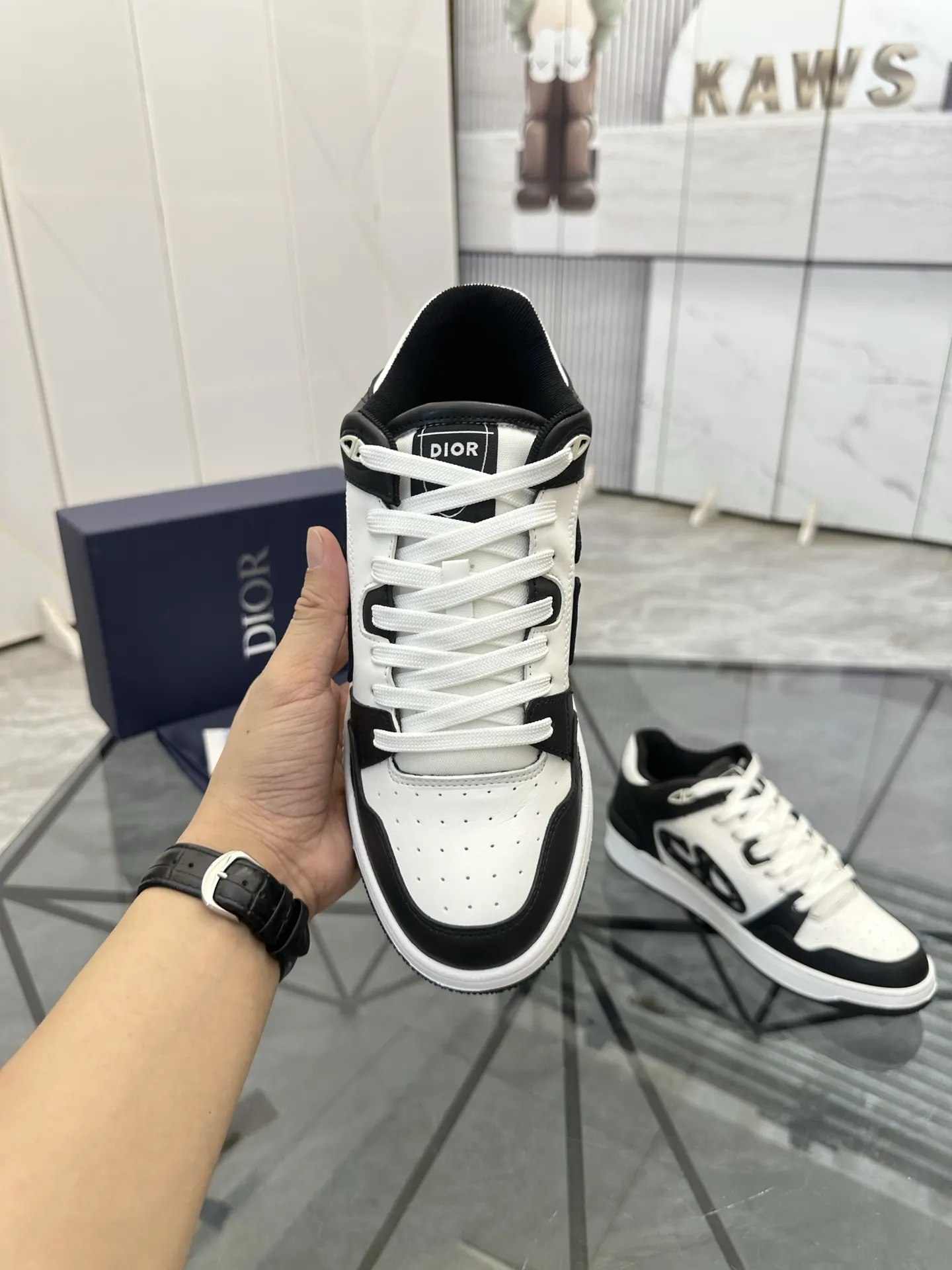 Dior B57 黑白拼色牛皮休闲鞋