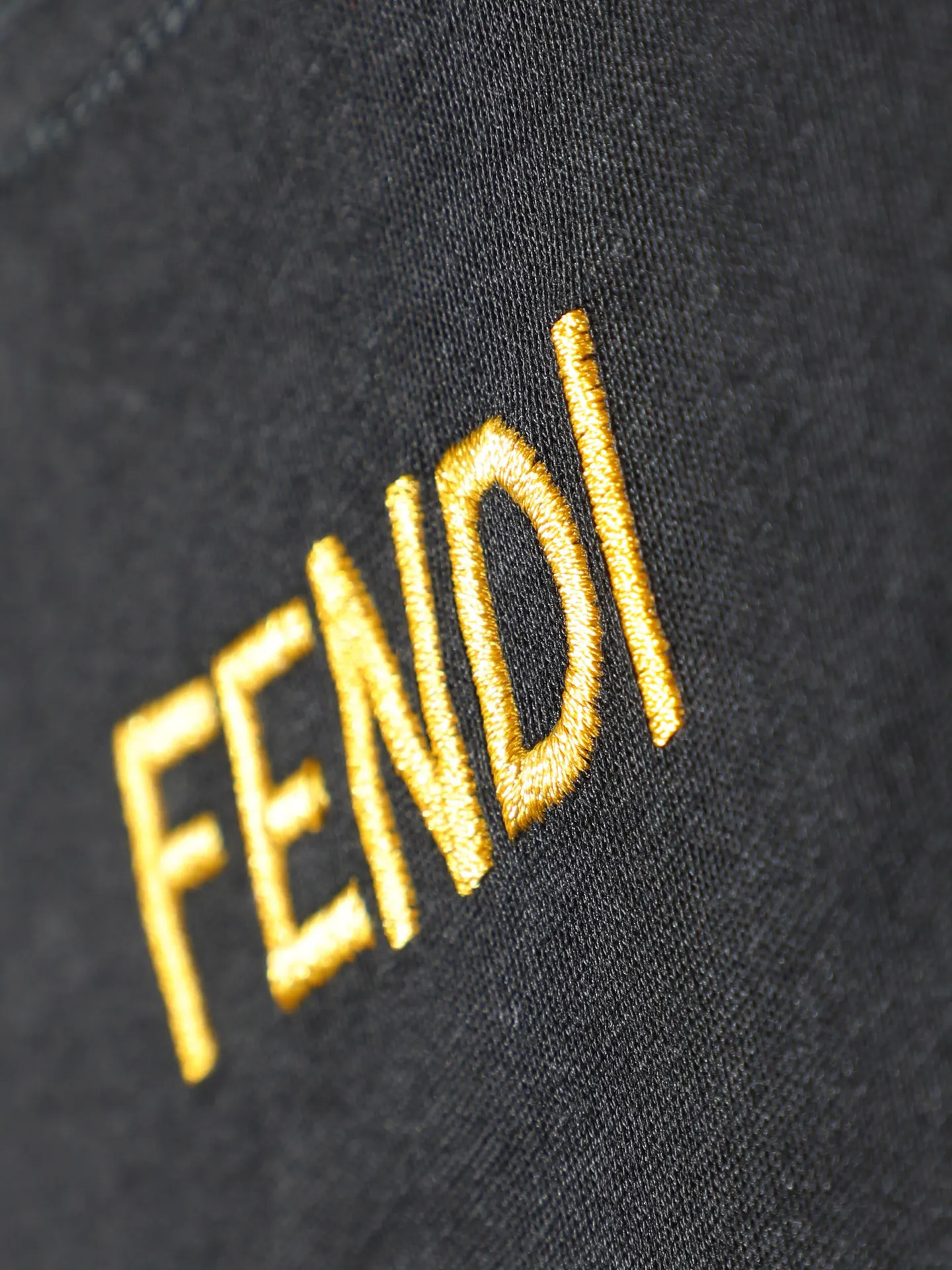Fendi 2026春夏 Logo 刺绣 短袖T恤 日常百搭款 款4