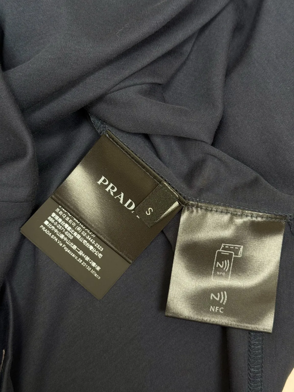 PRADA 棉质 针织 三角标 针织衫 休闲百搭款