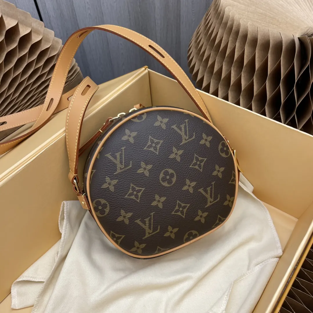 Louis Vuitton Fashion Item Travel Leather