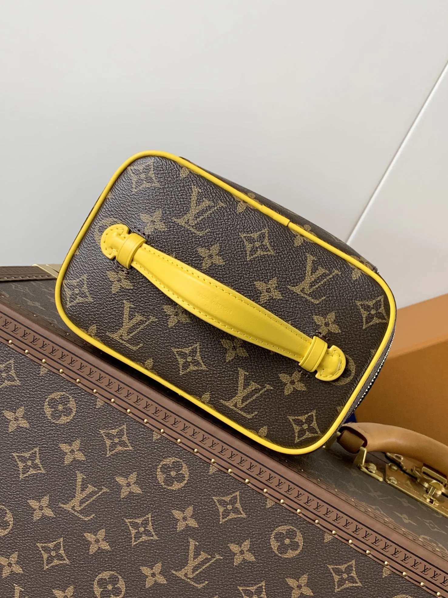 LV blue yellow color scheme handbag Image 6 LV blue yellow color scheme handbag Image 6