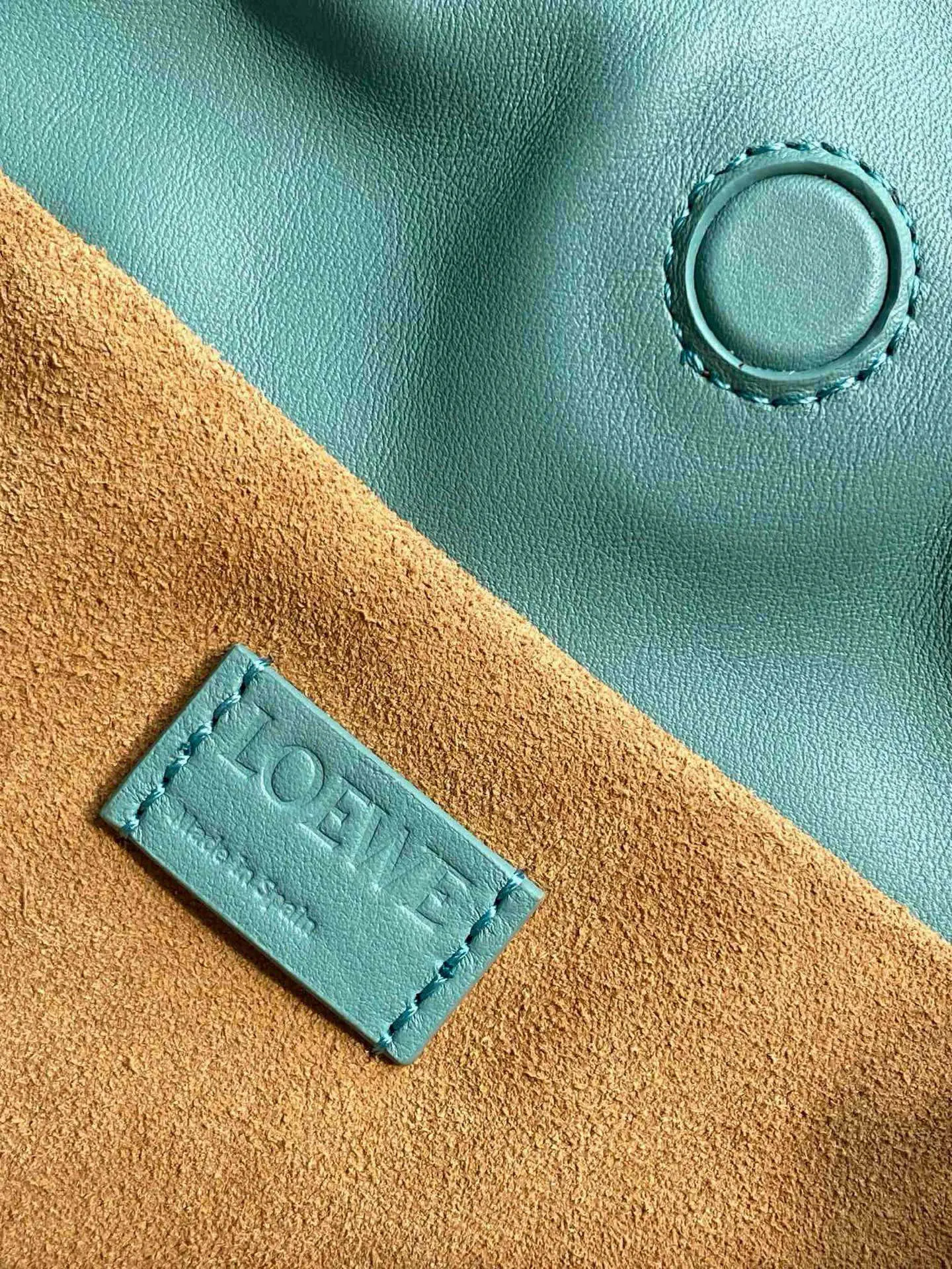 Loewe 蓝色 小牛皮 托特包 大容量托特款