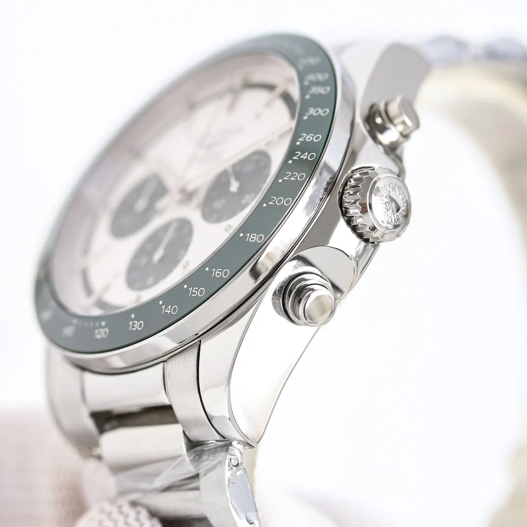Longines 黑色 ⃣ 字面是独特的 熊猫眼 主要有 黑白 深海藍 手錶 經典腕表款