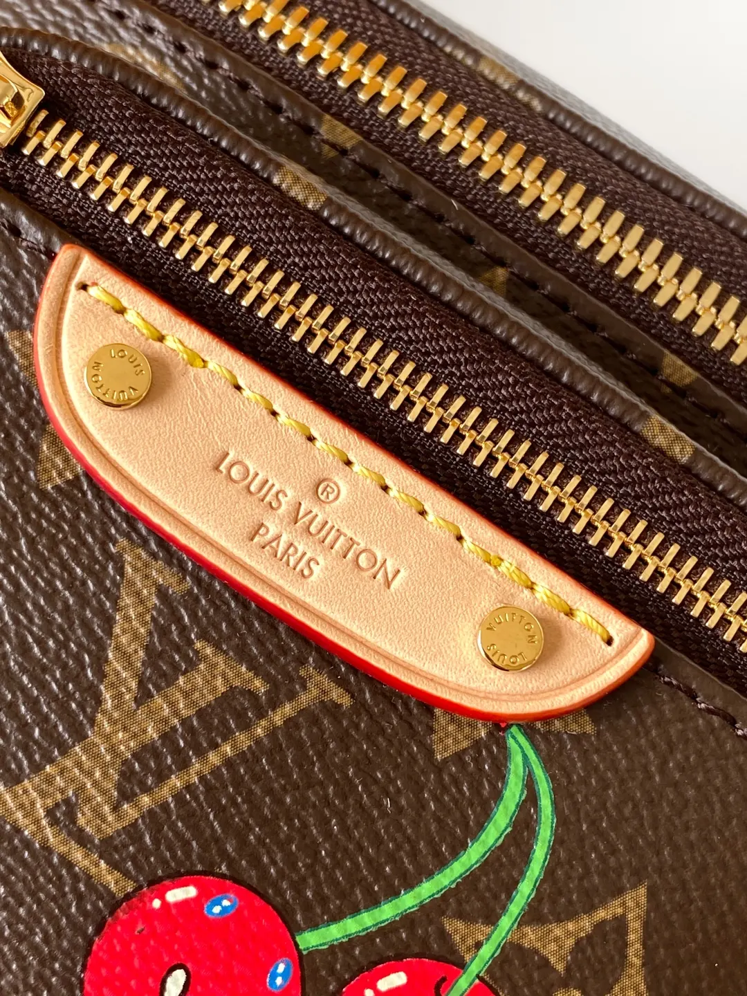 LV 黑色 米白 帆布 腰包 休閒腰包款