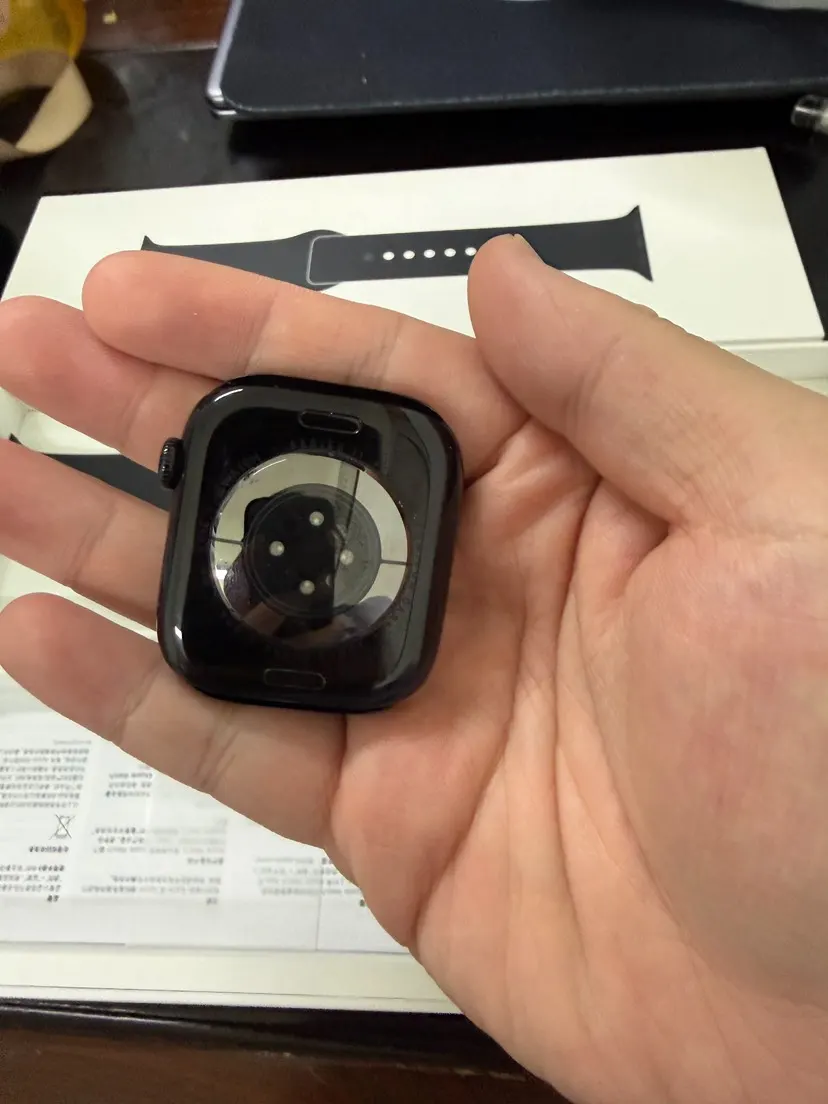 微信下单包邮 送 Apple Watch 手錶 經典腕表款