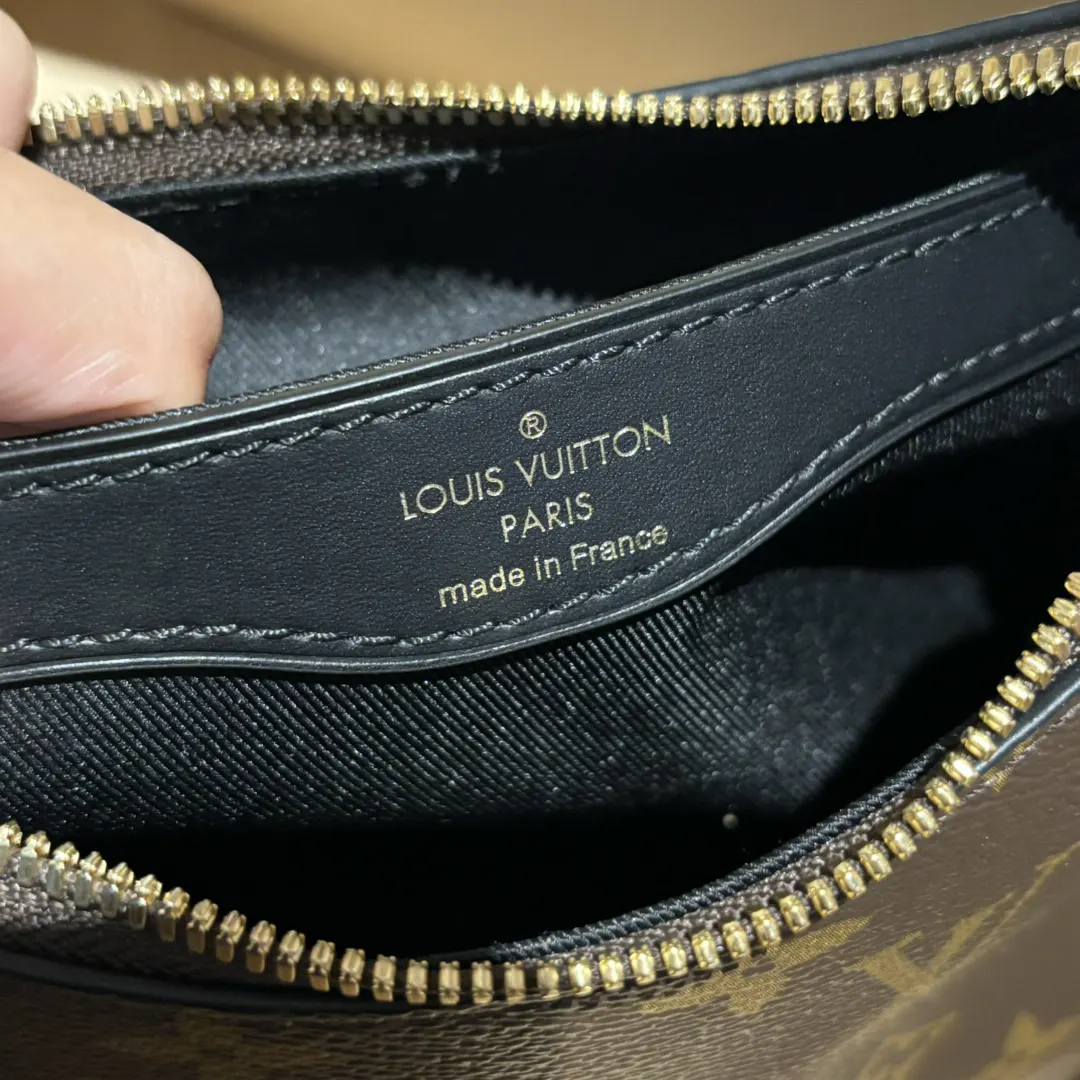 Monogram Bucket Bag Casual