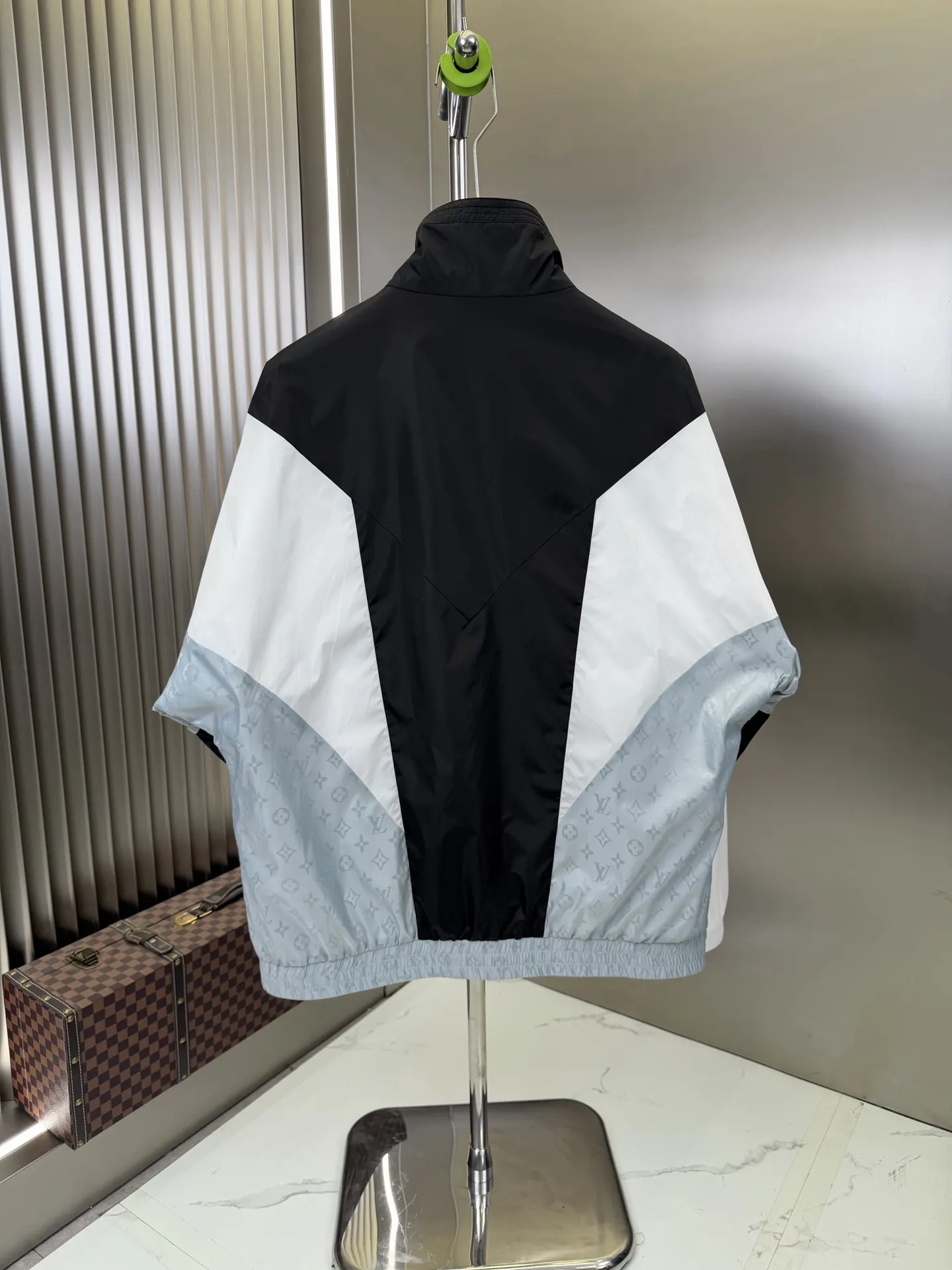 LV jacket Image 9 LV jacket Image 9