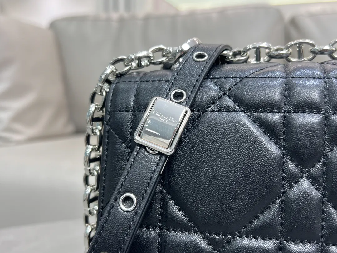 Dior Caro 黑色羊皮链条包 手提斜挎