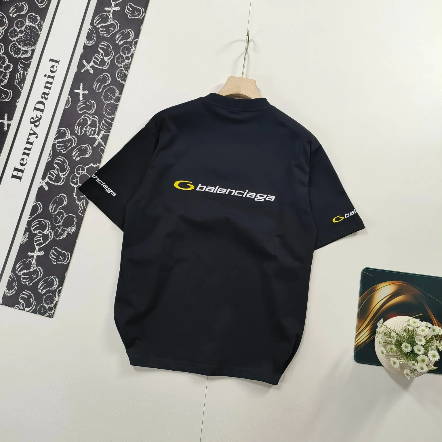 Balenciaga 黑色 純棉 Logo 短袖T恤(數字4) Balenciaga 黑色 純棉 Logo 短袖T恤(數字4)