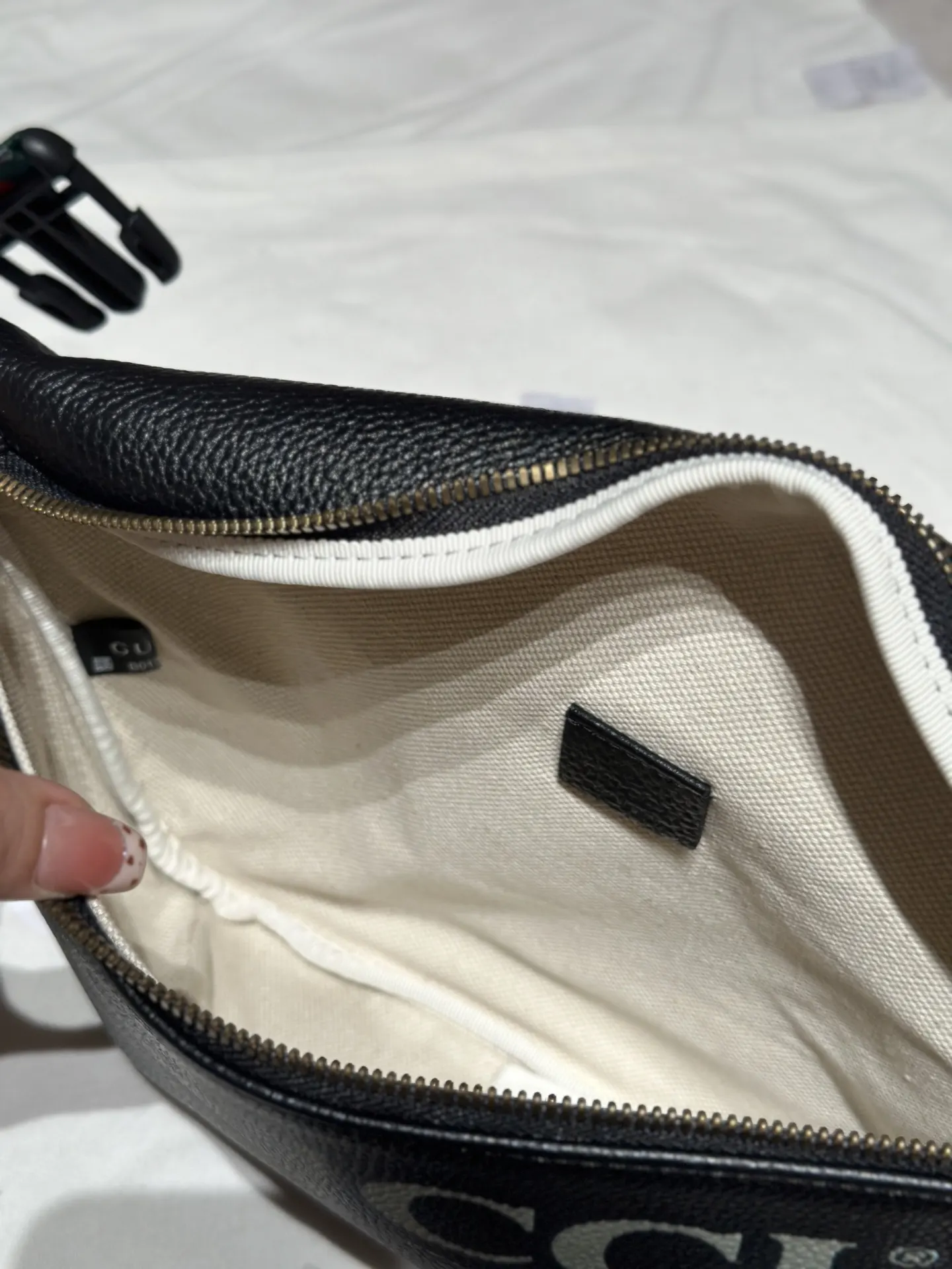 Gucci Black Belt Bag Casual