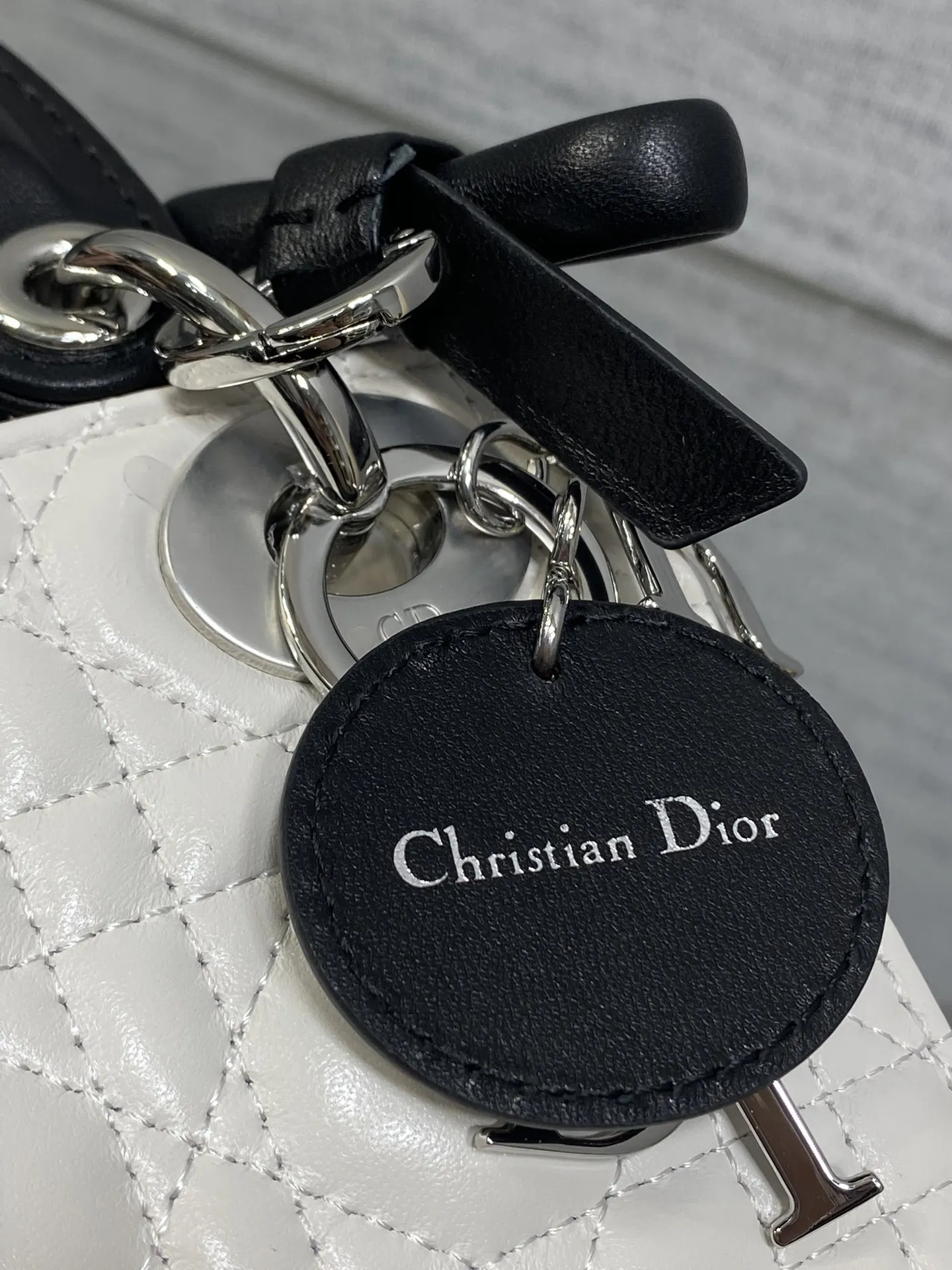 Dior Lady Dior 黑色藤格纹手提斜挎包 蝴蝶结款 复古款