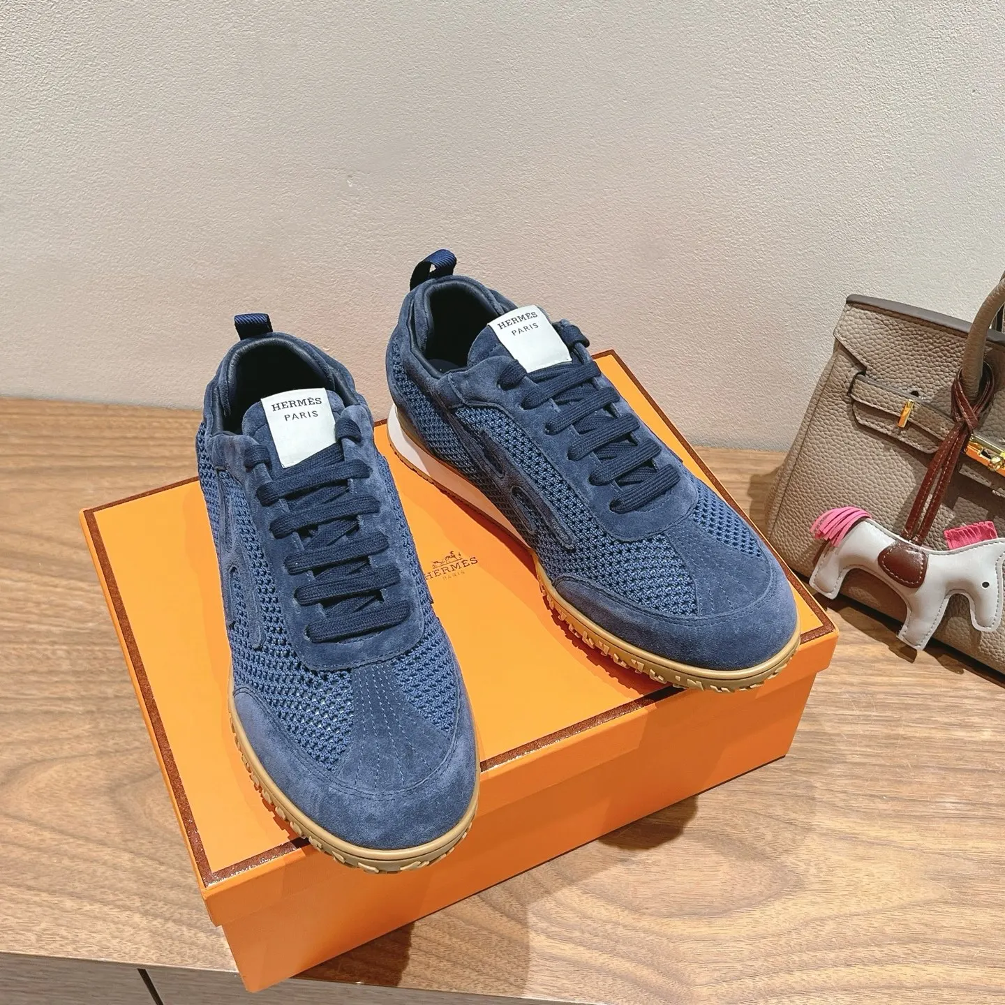 Hermès SS 运动鞋(數字3) Hermès SS 运动鞋(數字3)