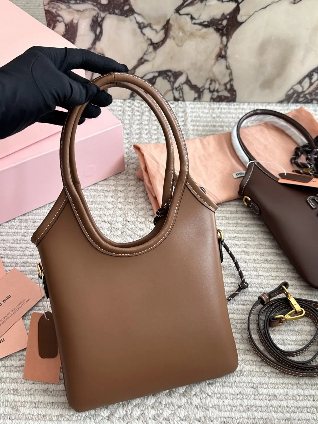 Miu 盒 miumiu 托特包 大容量托特款
