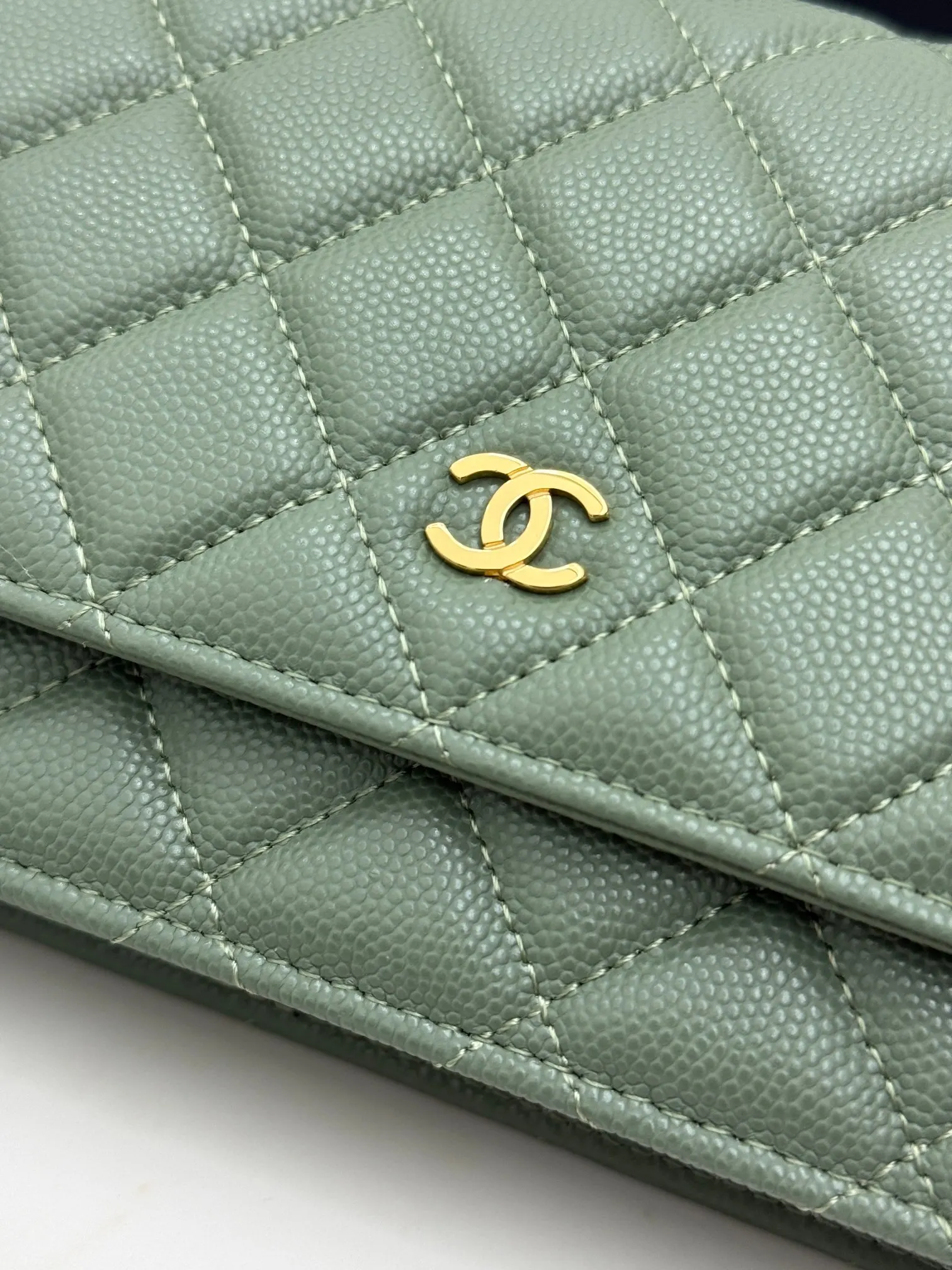 CHANEL 小牛皮 链条包 精致链条款