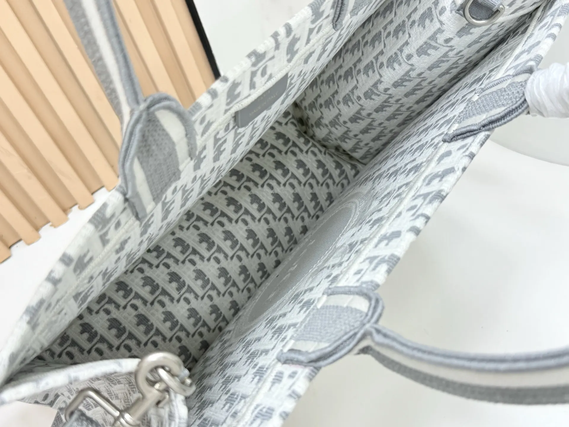 Dior Book Tote 托特包 大容量托特款