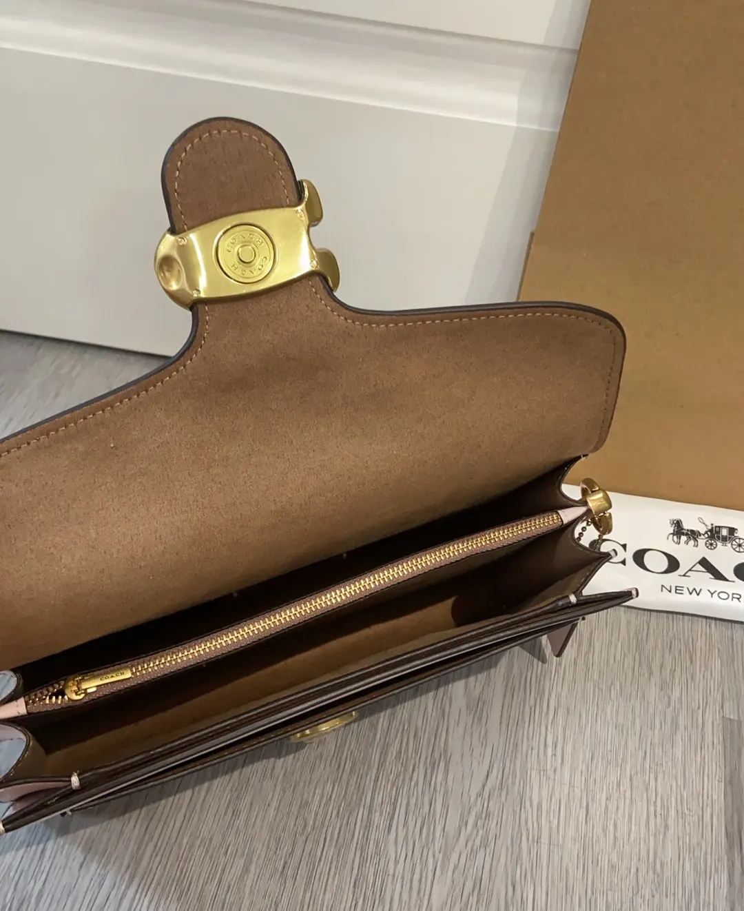 Pink Gold Organizer Pouch Travel Leather Image 10 Pink Gold Organizer Pouch Travel Leather Image 10