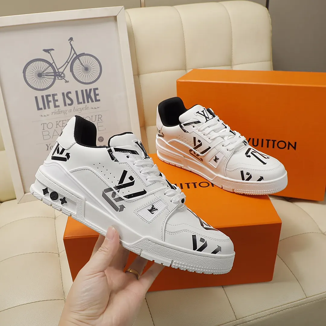 Louis Vuitton Sneakers