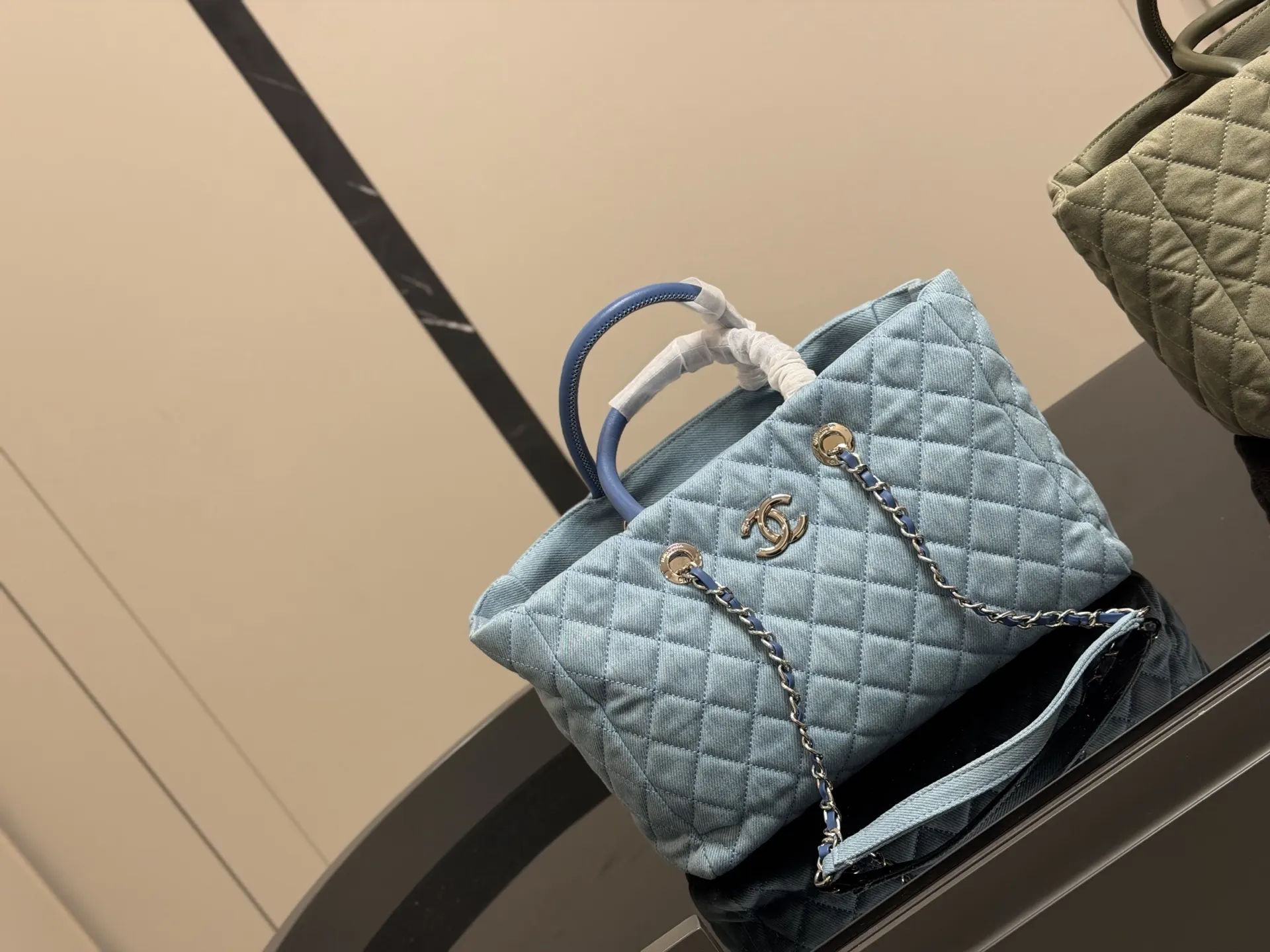 CHANEL 链条托特包 复古优雅 链条托特包 复古 大容量托特款