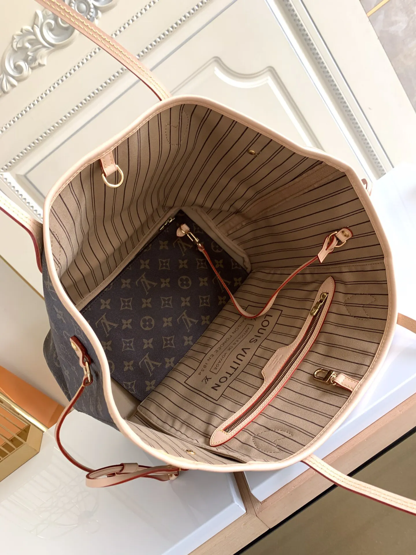 Louis Vuitton Clutch Bag Canvas