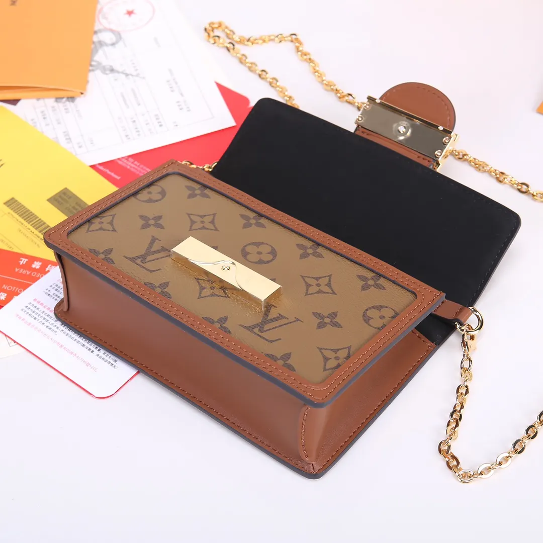 Louis Vuitton Chain Bag Leather