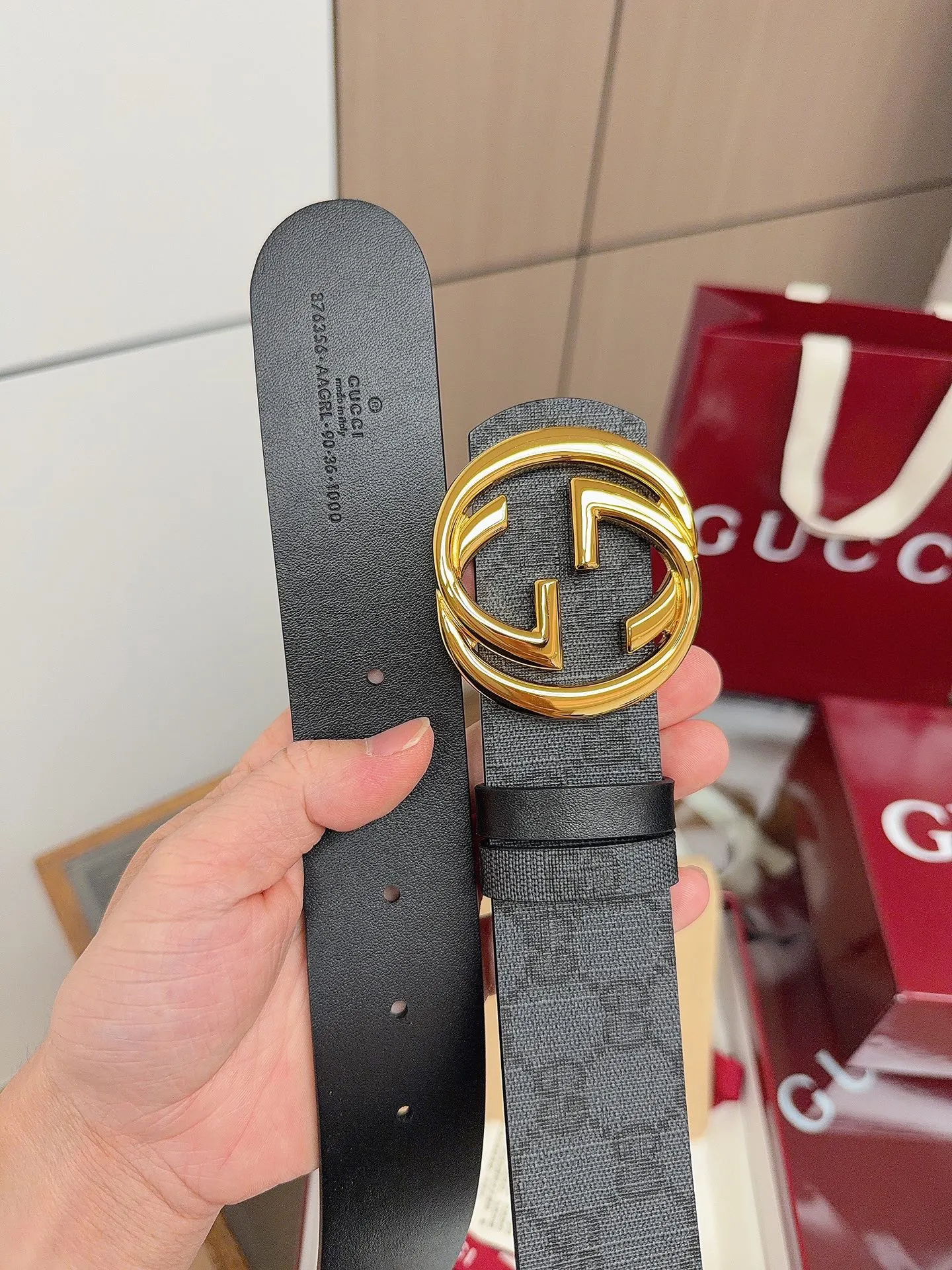 Gucci Double G 双G扣牛皮腰带
