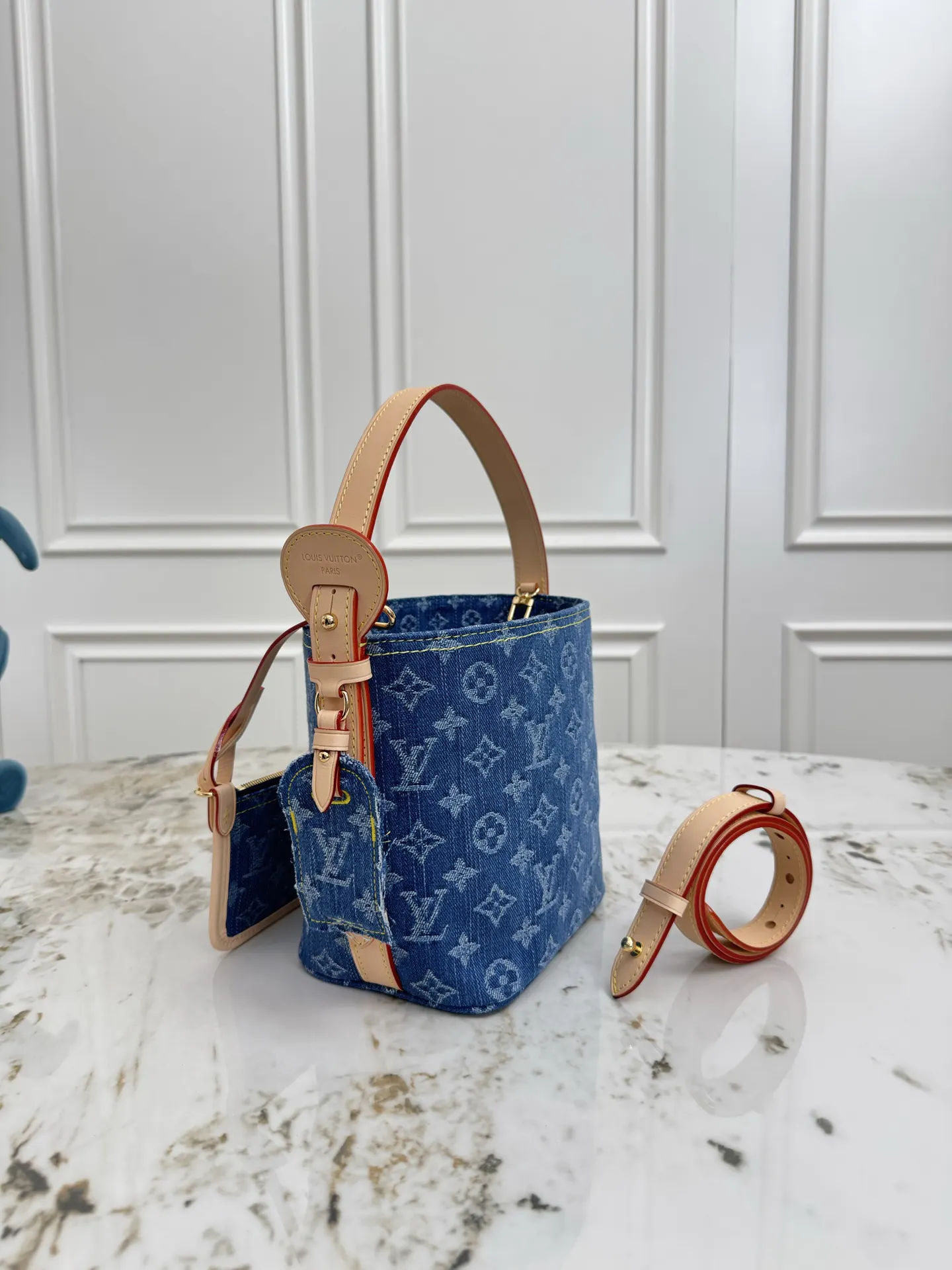 Louis Vuitton M27626 红色 皮革 手提包