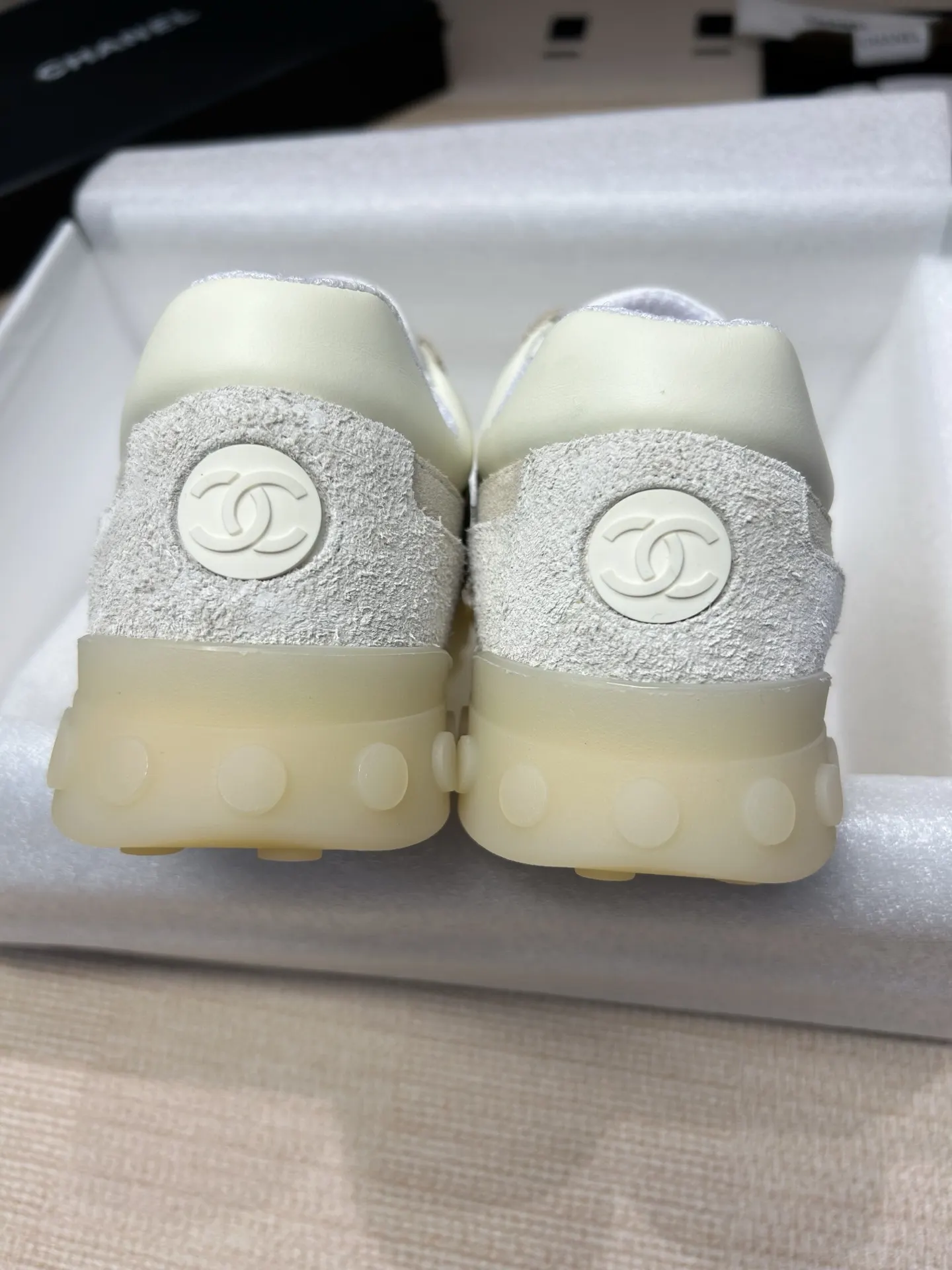 Chanel 白色/红色 皮革 乐福鞋