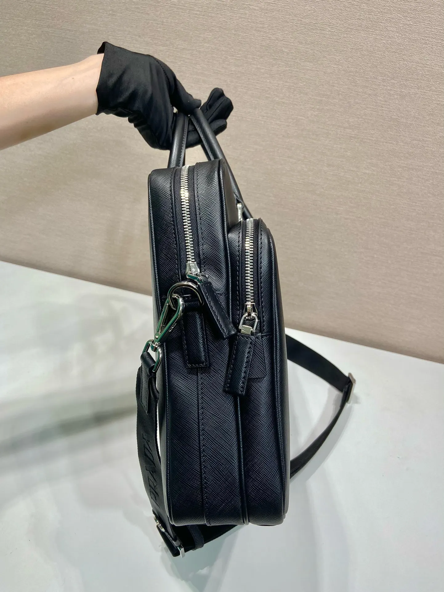 尼龙 公文包 优雅而精致的公文包搭 商务通勤款