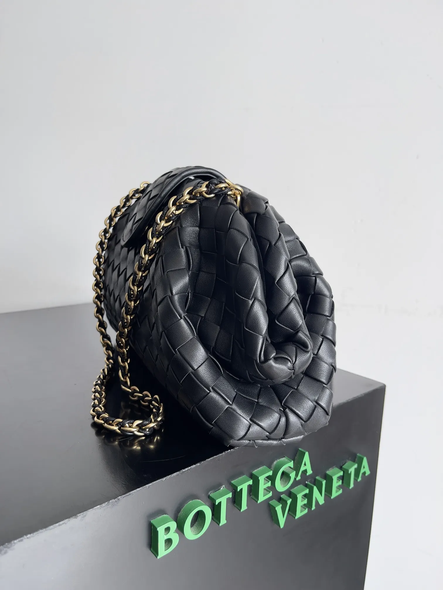 Bottega Veneta 鏈條包 精致鏈條款