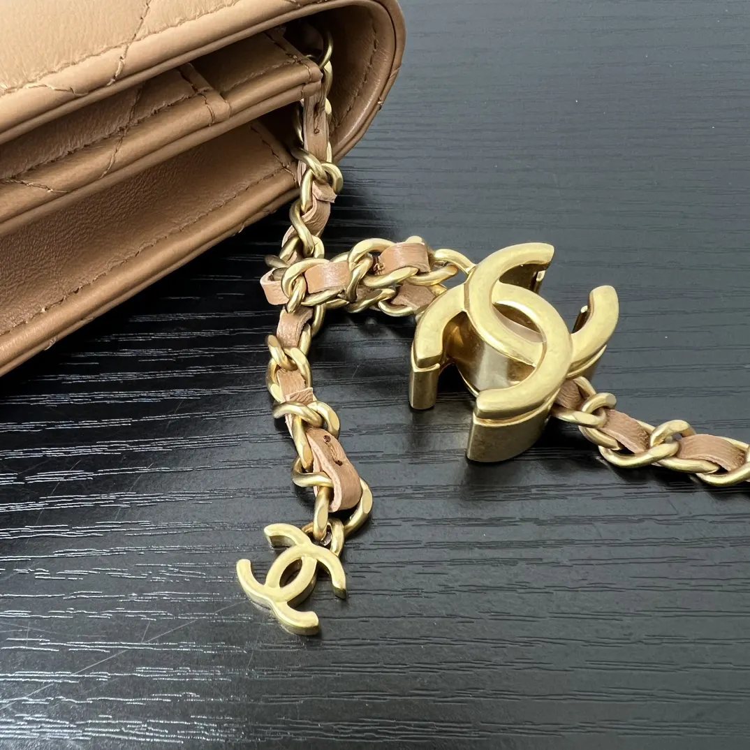 Chanel 小羊皮19 Bag鏈條包 單肩斜挎