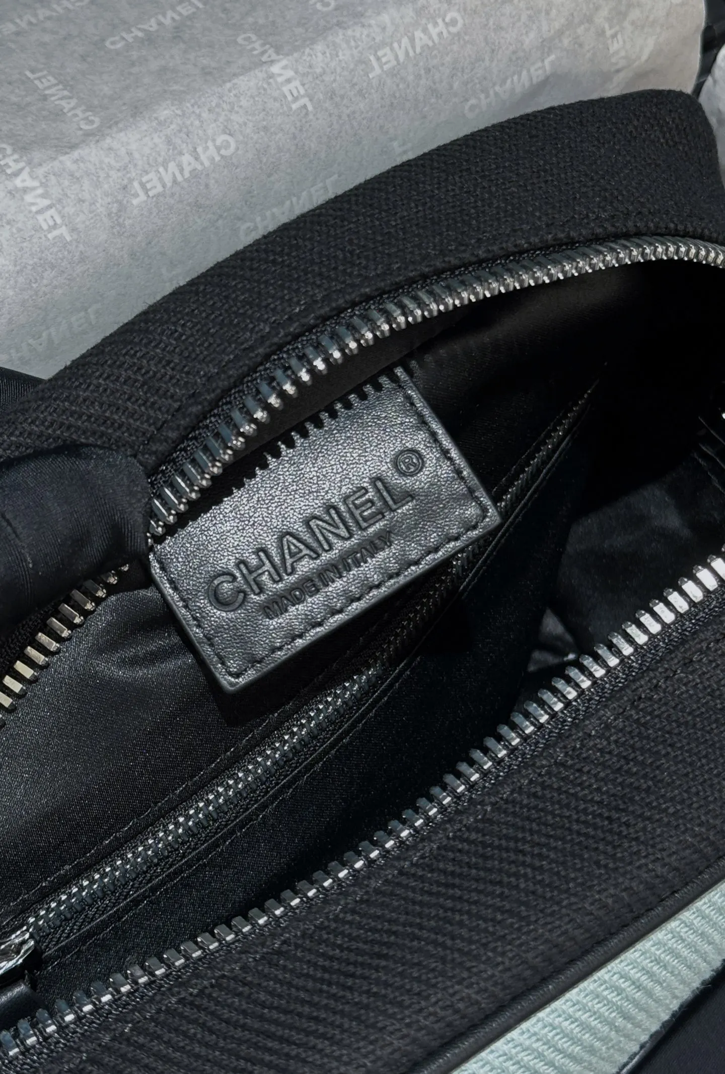 CHANEL 黑色 帆布 鏈條包 精致鏈條款(數字9) CHANEL 黑色 帆布 鏈條包 精致鏈條款(數字9)