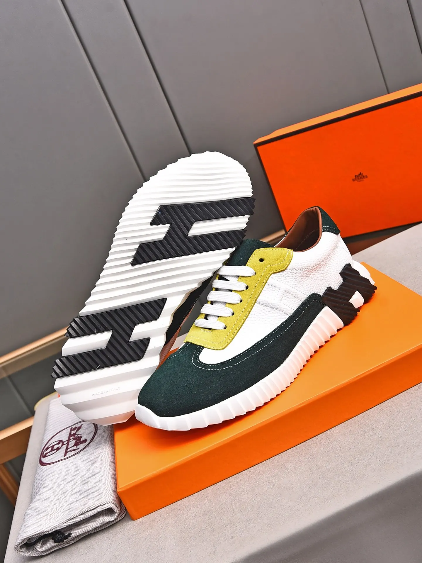 Hermès 小牛皮 运动鞋 舒適(數字7) Hermès 小牛皮 运动鞋 舒適(數字7)