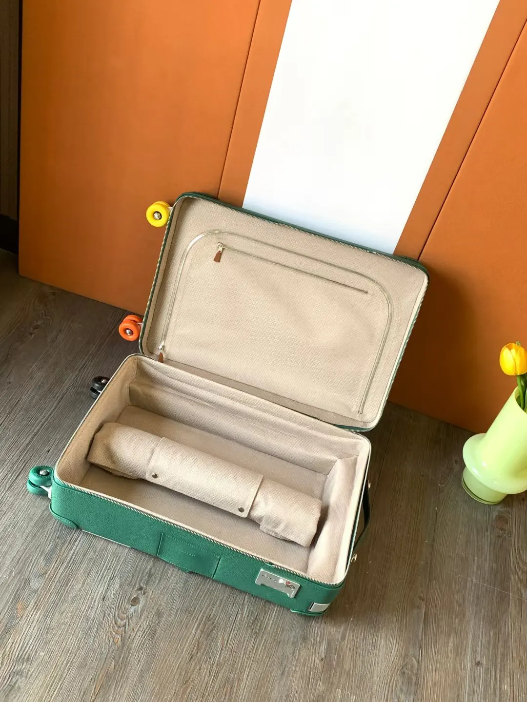 好物分享 RMS行李箱陆续 订制款决定的 旅行拉杆款 轻便出行款