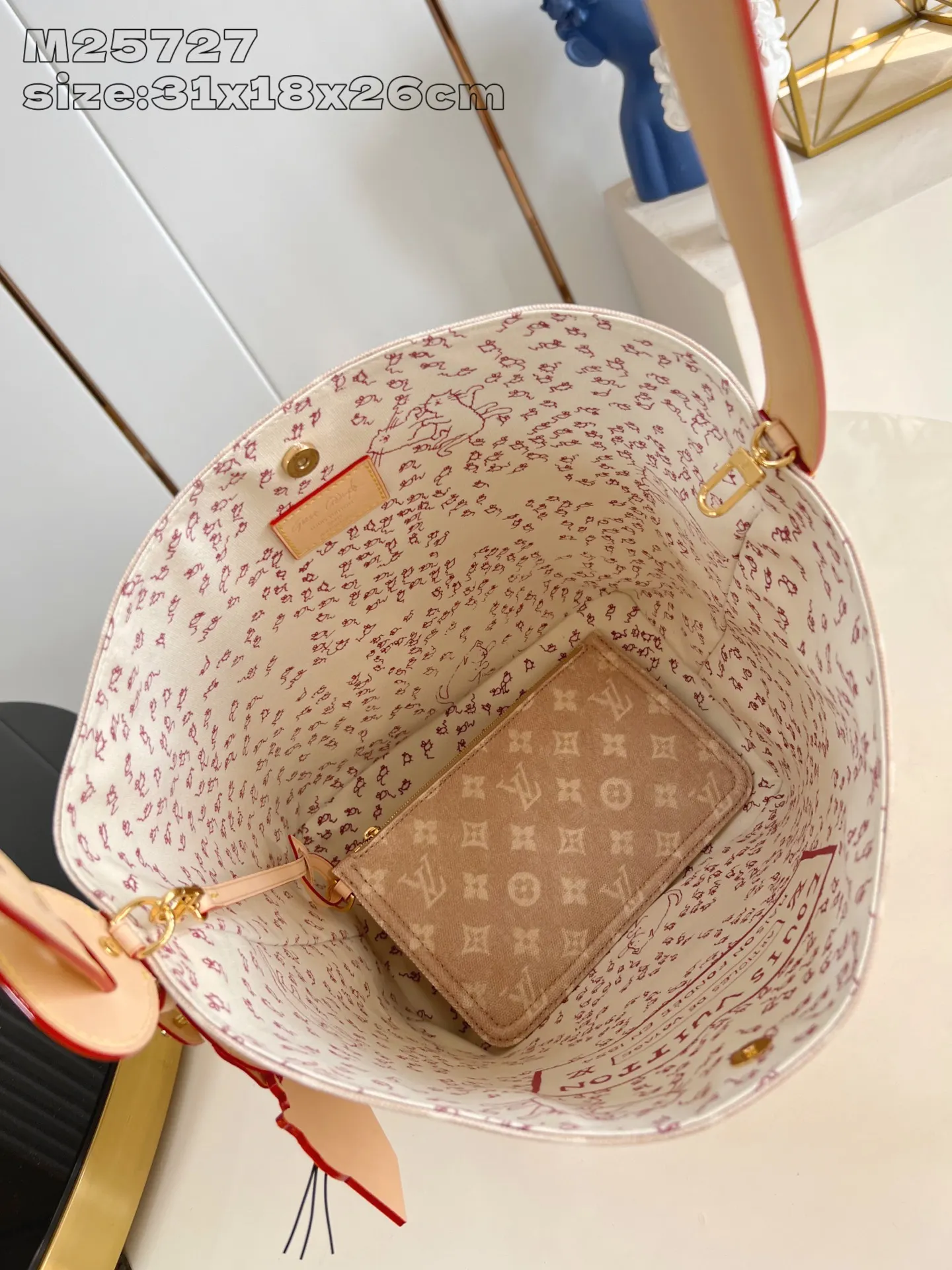 LV 牛皮 水桶包 休閒水桶款(數字9) LV 牛皮 水桶包 休閒水桶款(數字9)
