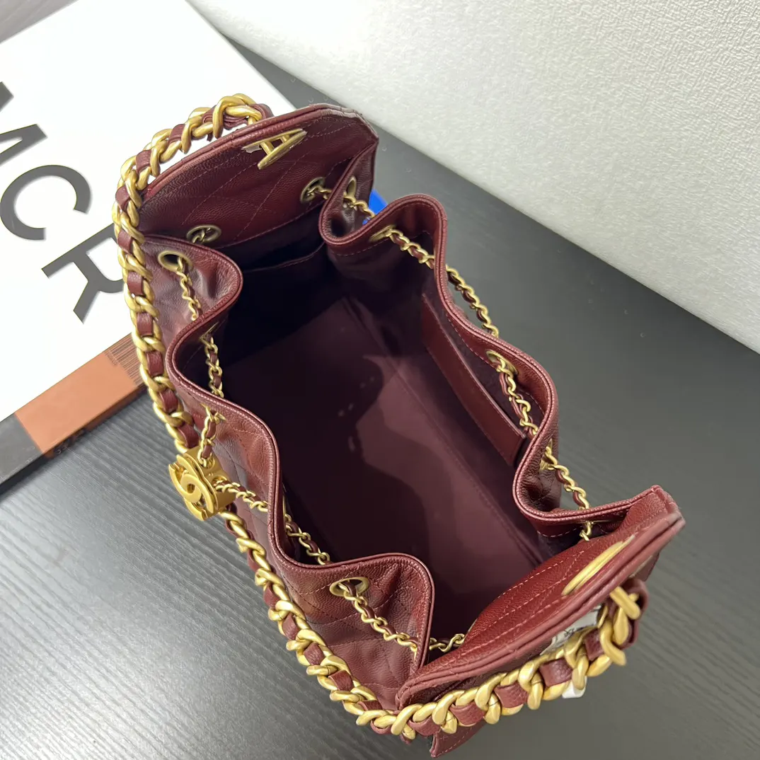 CHANEL 酒红色牛皮Hobo腋下包 金链款
