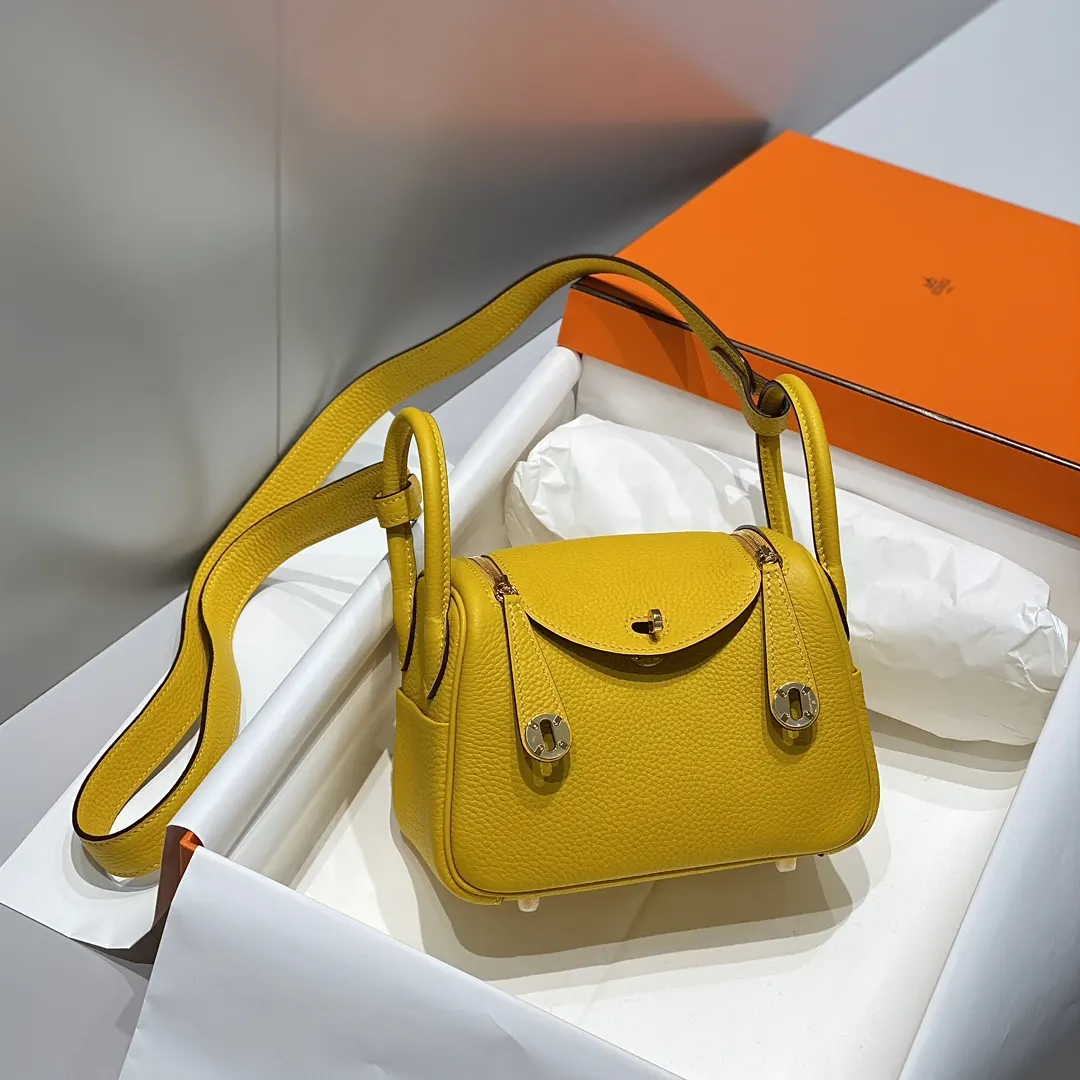 Hermès Lindy Top Handle Bag Classic Leather