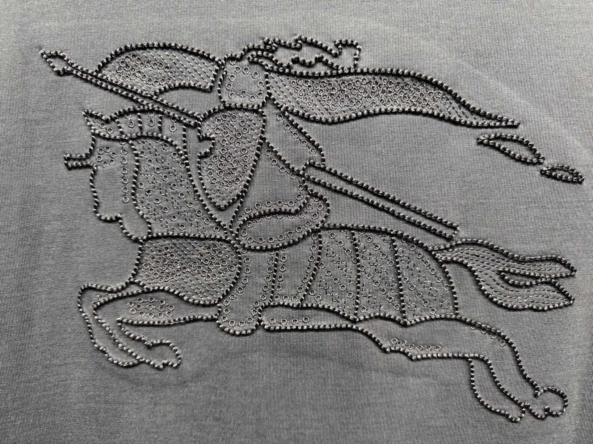Burberry 26SS 刺绣 短袖T恤 休闲百搭款