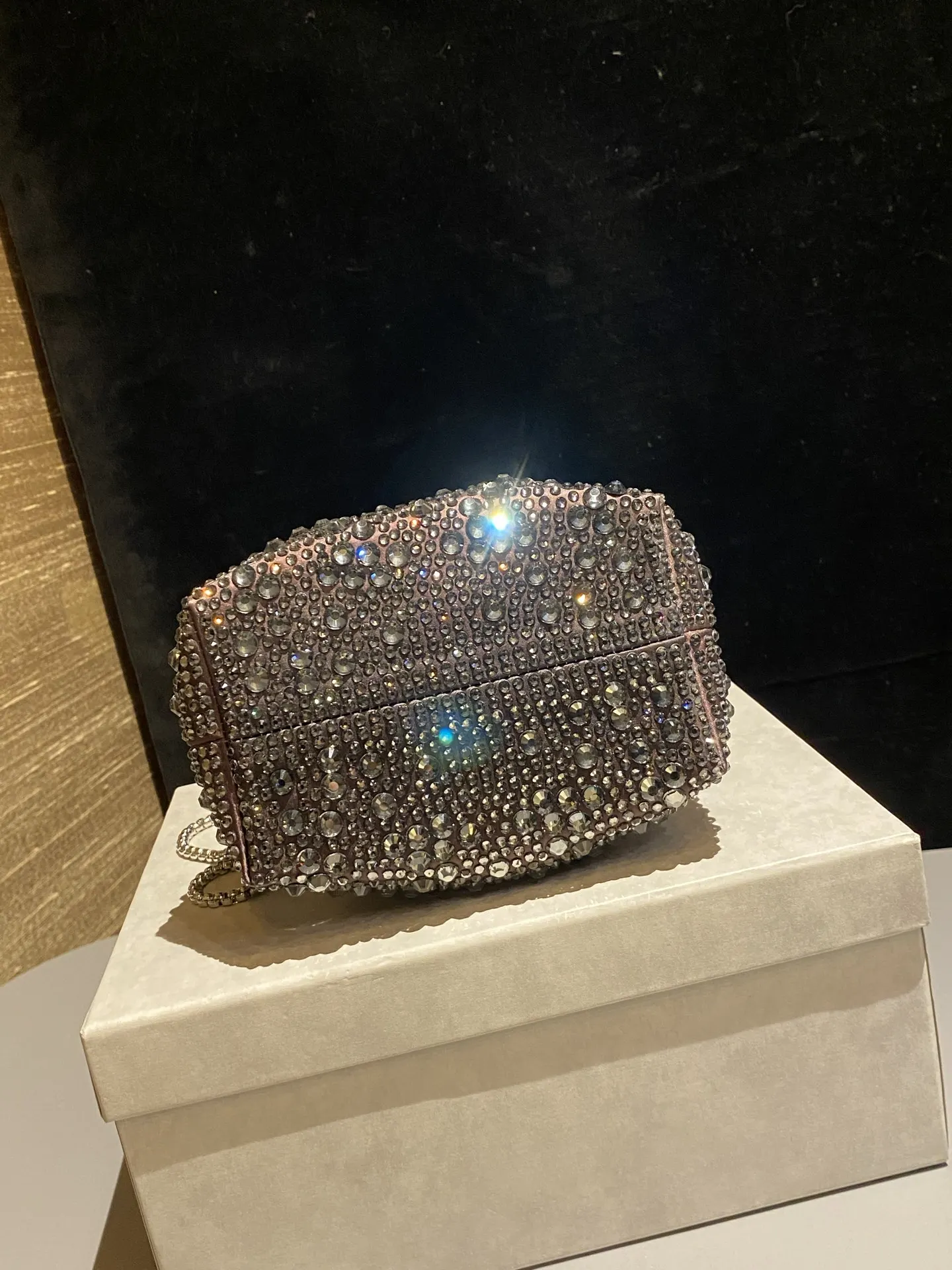 JIMMY CHOO BON BON系列标志款手提包 链条包 精致链条款