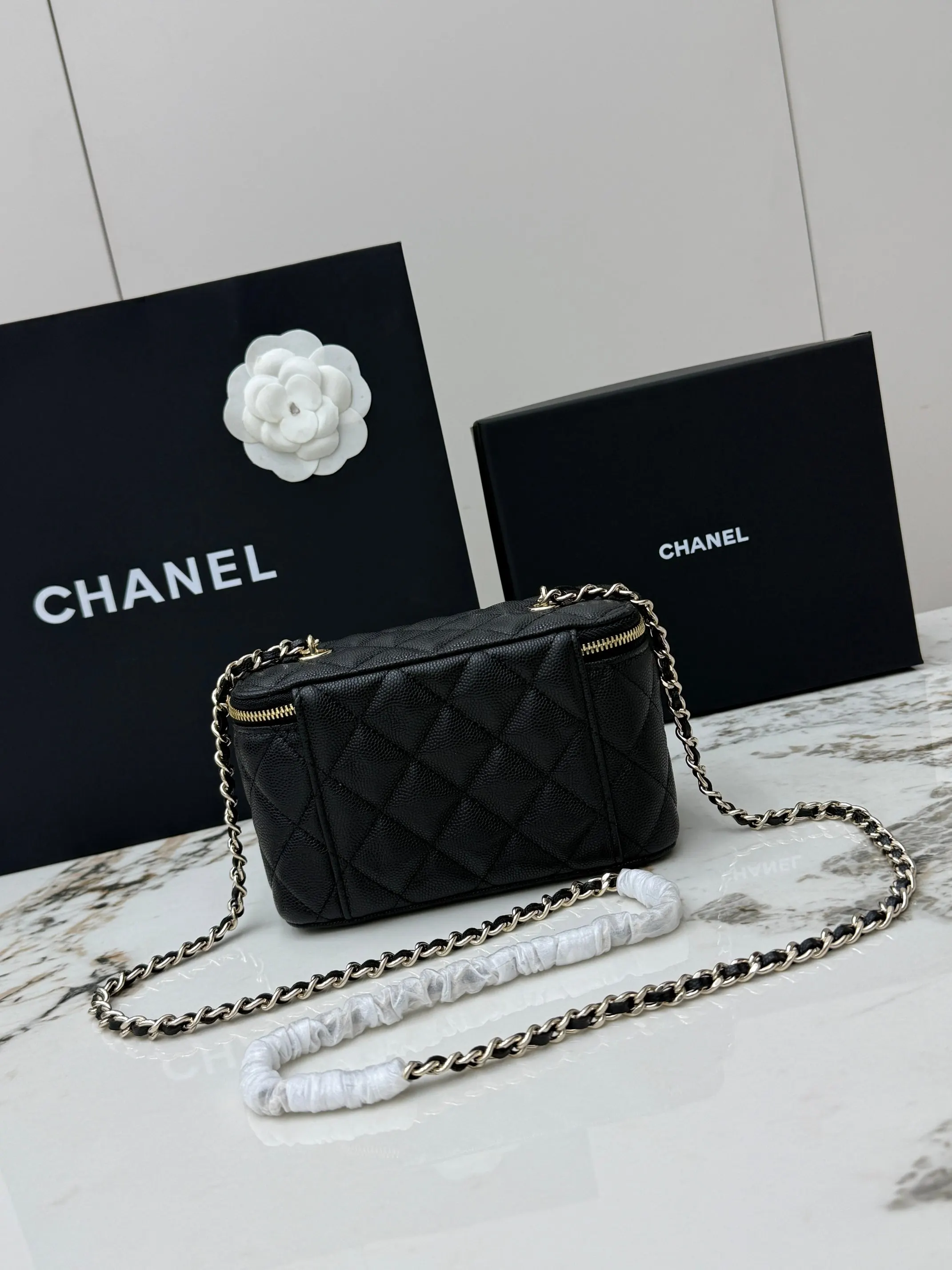 Chanel Gold Chain Bag Leather