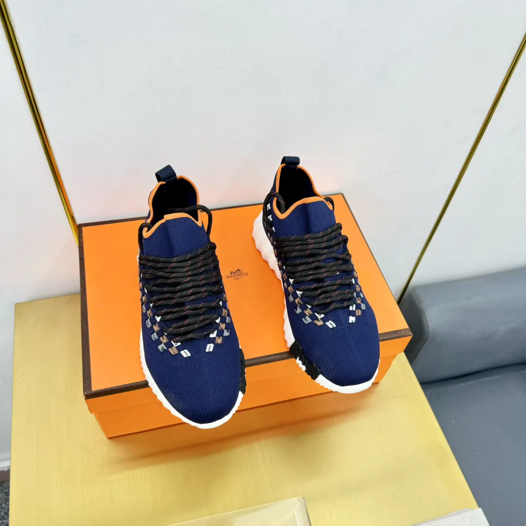 Hermès 官网同步更新 羊皮 运动鞋 舒适