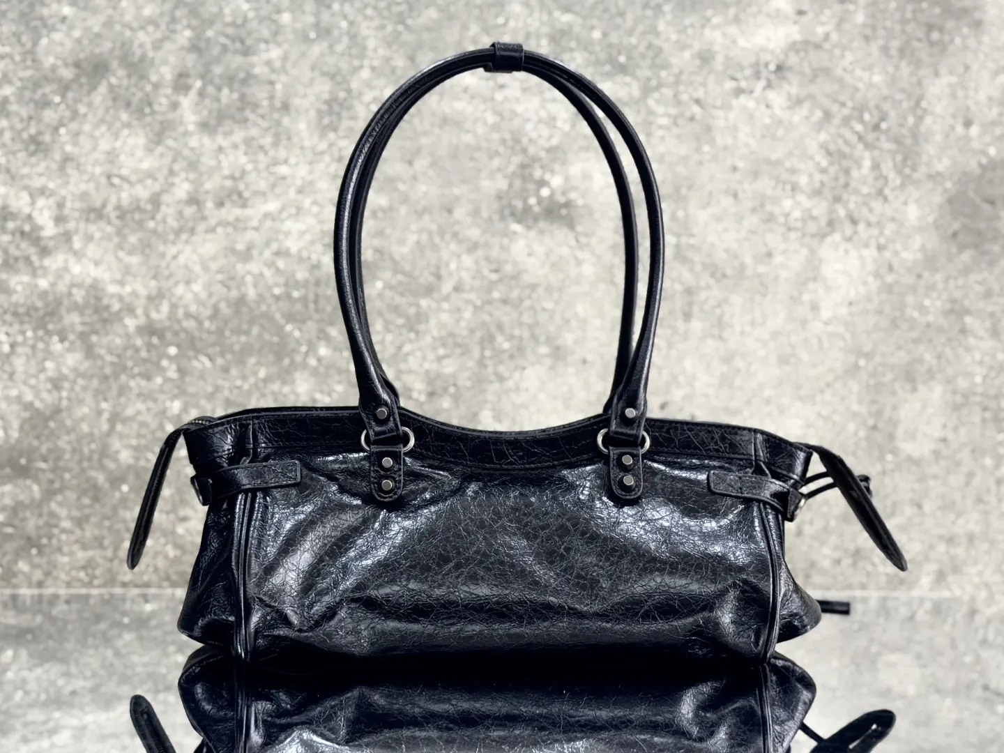Balenciaga City Le 黑色 卫衣