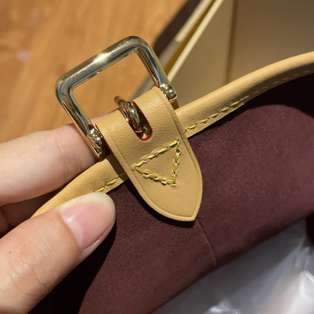 CarryAll 水桶包 休閒水桶款