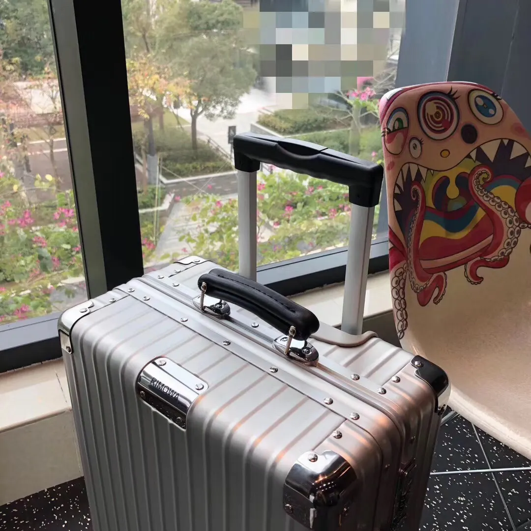 黑色 银色 复古全铝镁合金登机箱 行李箱 托运箱 旅行箱 旅行拉杆款 轻便出行款