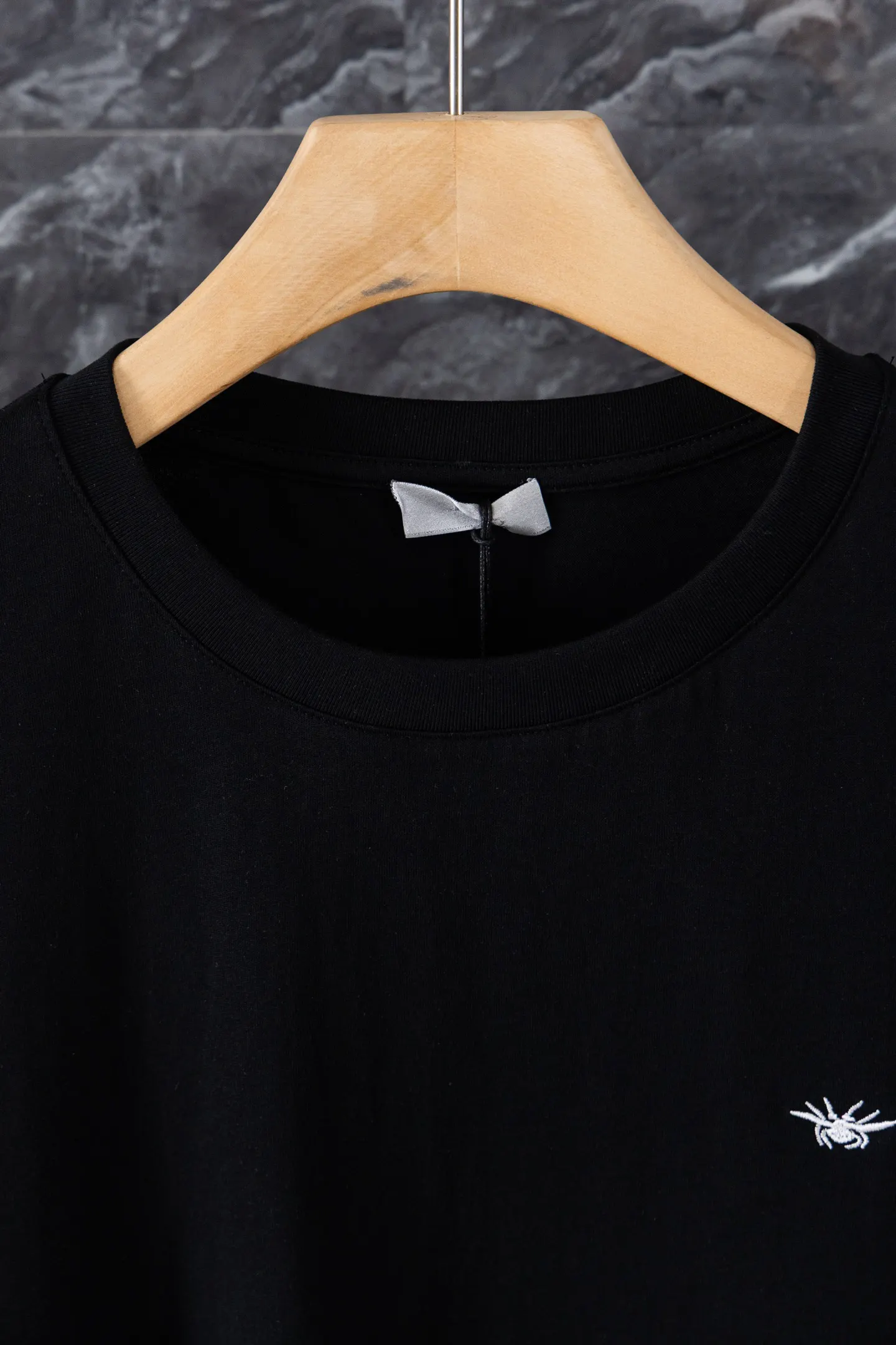 Dior Black Knitted Short Sleeved T-Shirt Exquisite Wear Image 4 Dior Black Knitted Short Sleeved T-Shirt Exquisite Wear Image 4