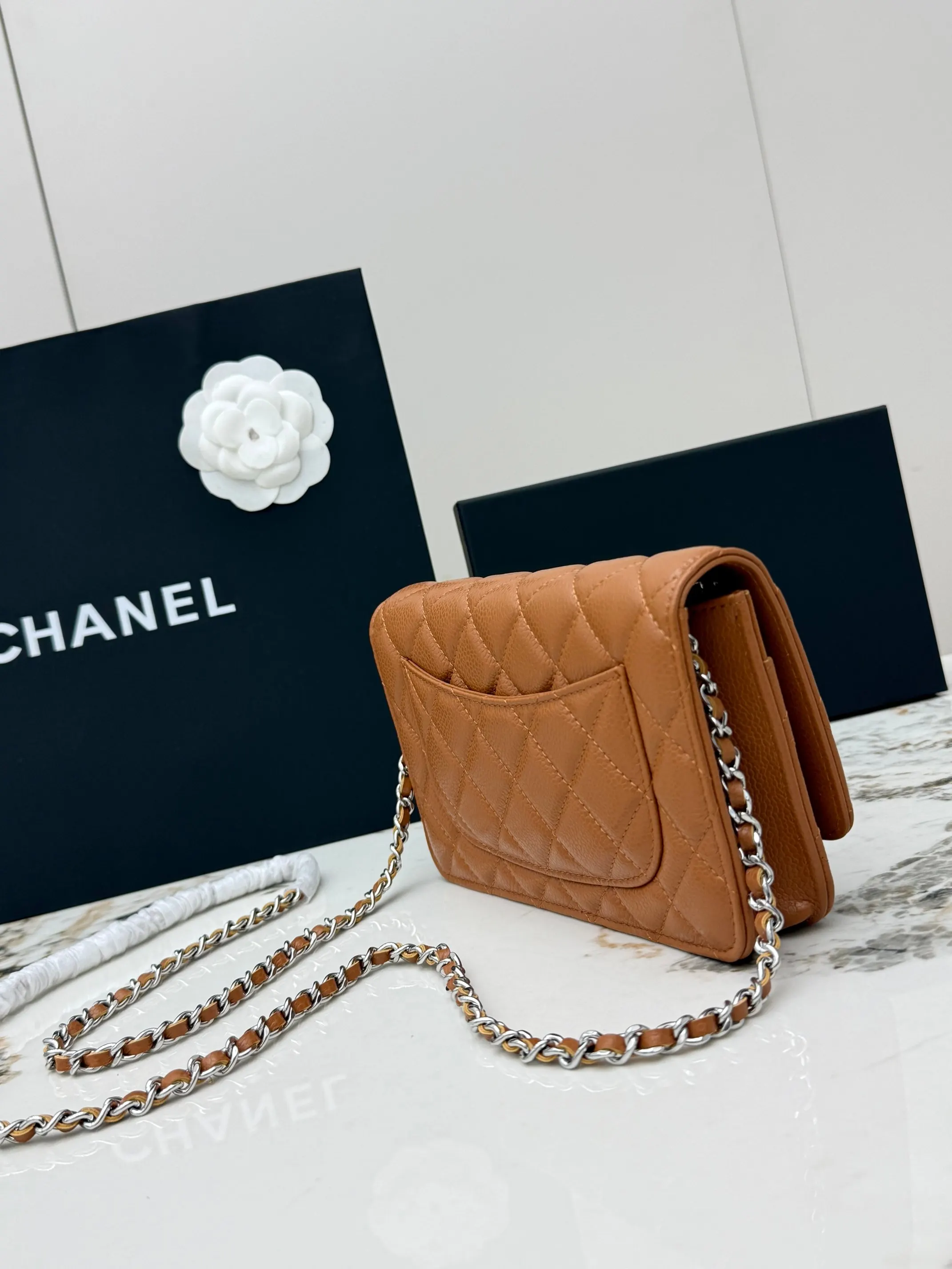 CHANEL 小牛皮 链条包 精致链条款