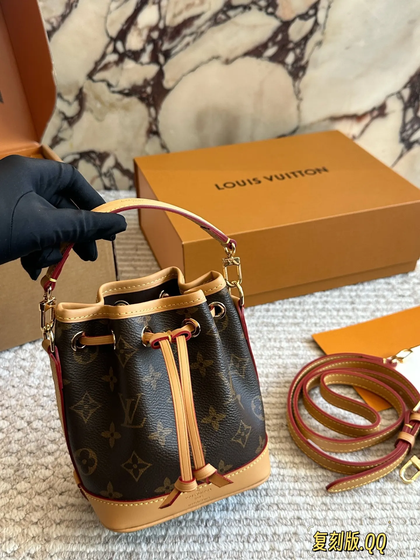 Louis Vuitton Monogram Bucket Bag Casual