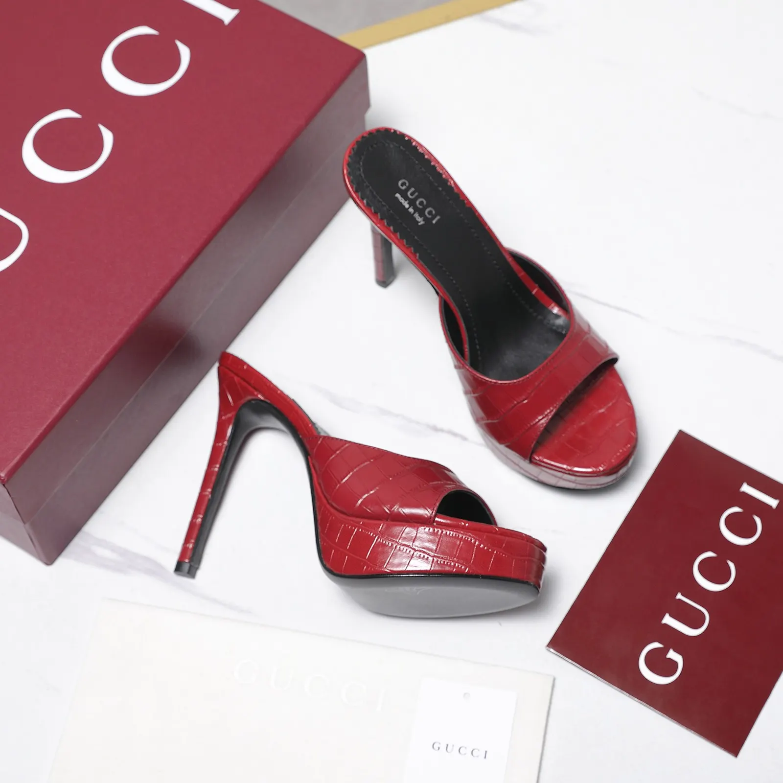 Gucci 高跟鞋
