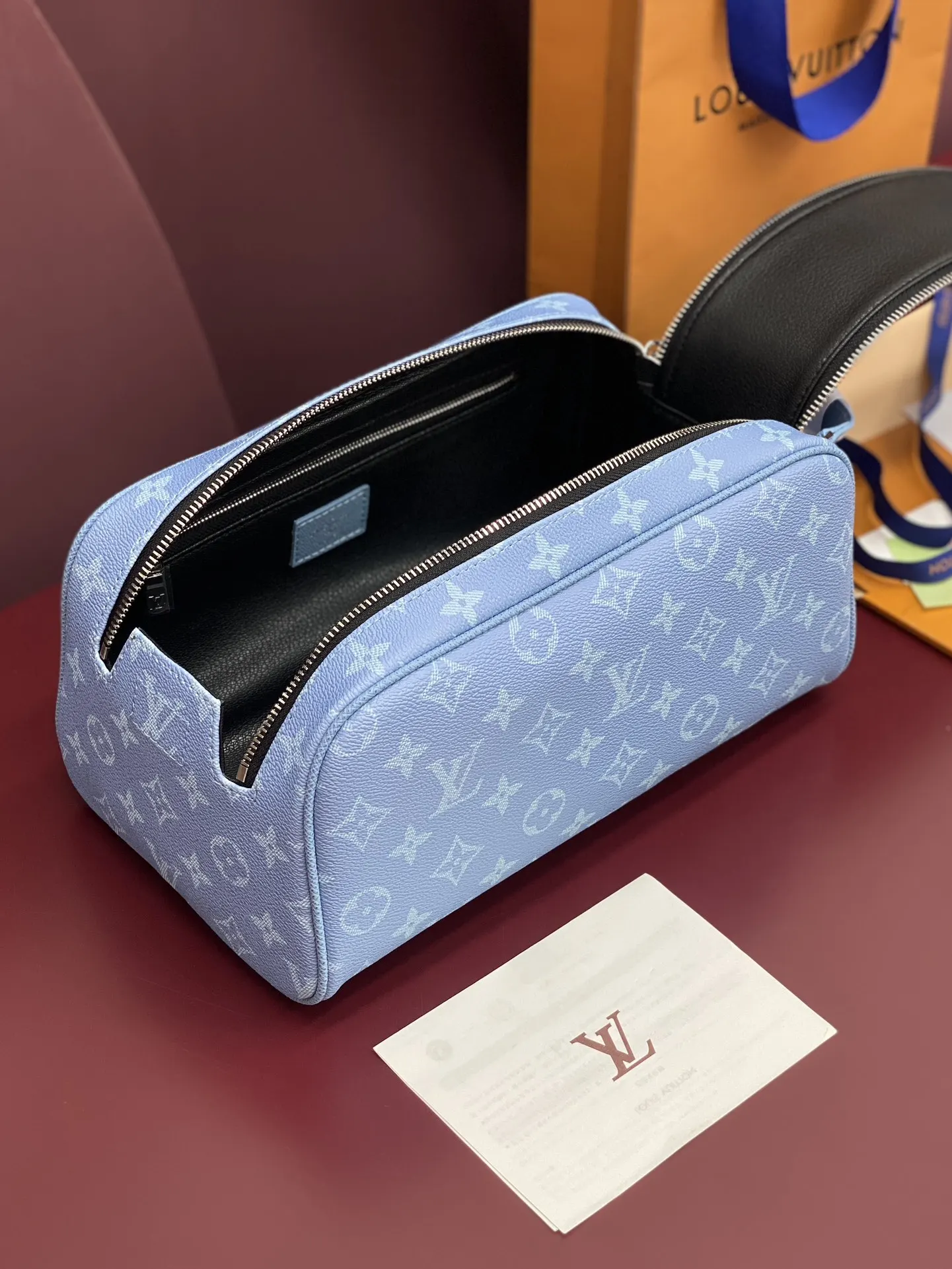 Organizer Pouch Travel Leather