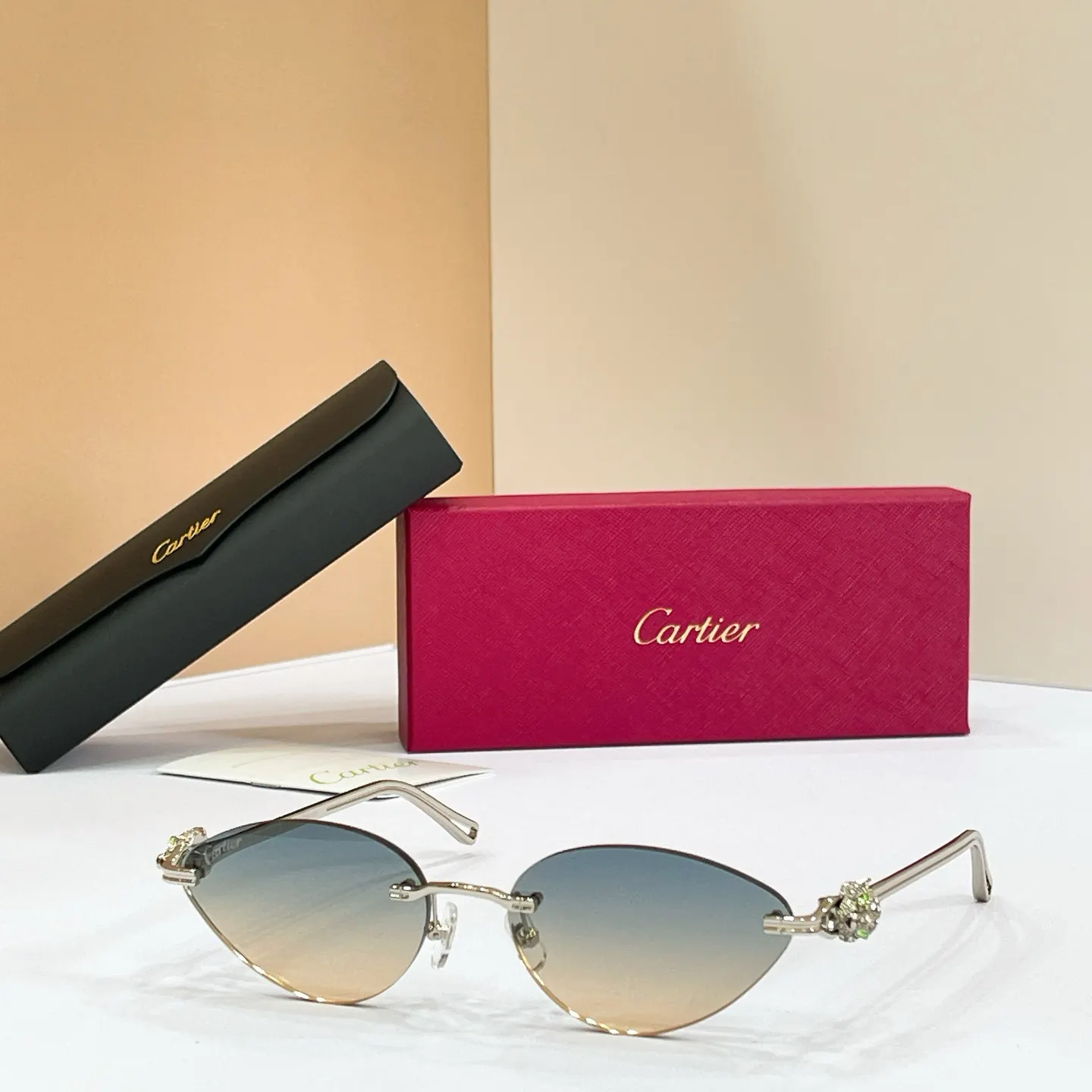 Cartier 墨镜 时尚防晒款 款29