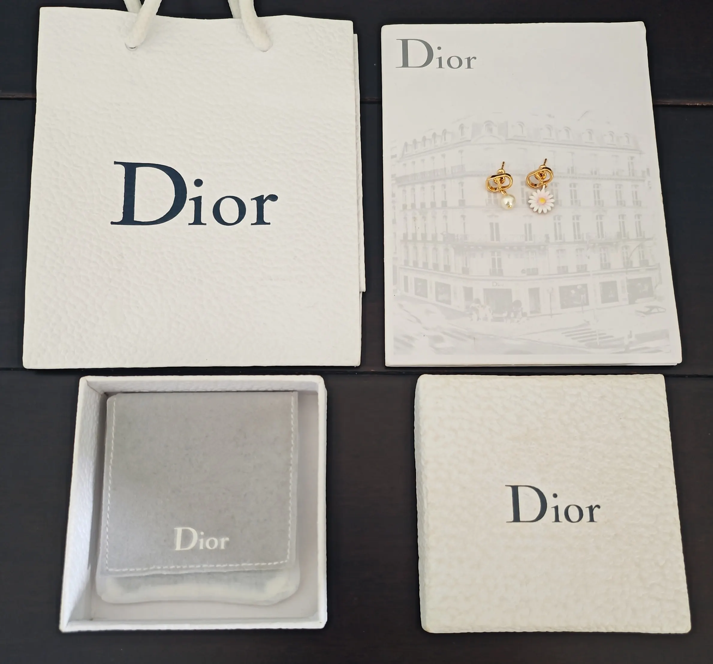 Dior 白色花朵珍珠耳环 金色款